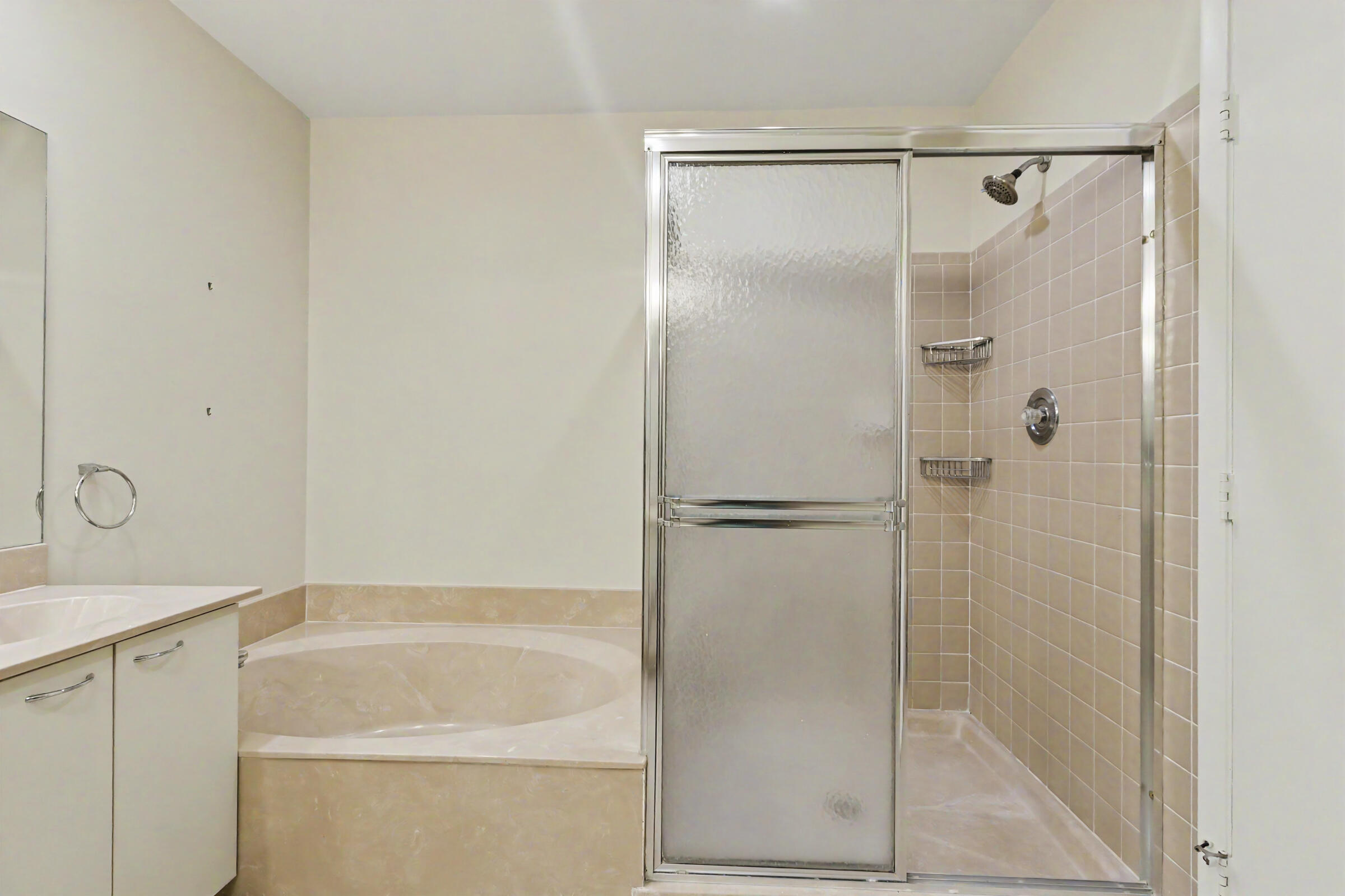 5136 Floria Drive H Property Photo 19