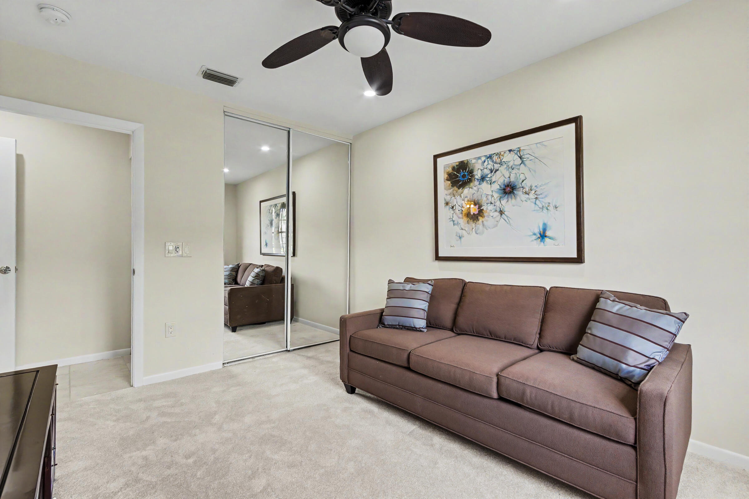 5136 Floria Drive H Property Photo 20
