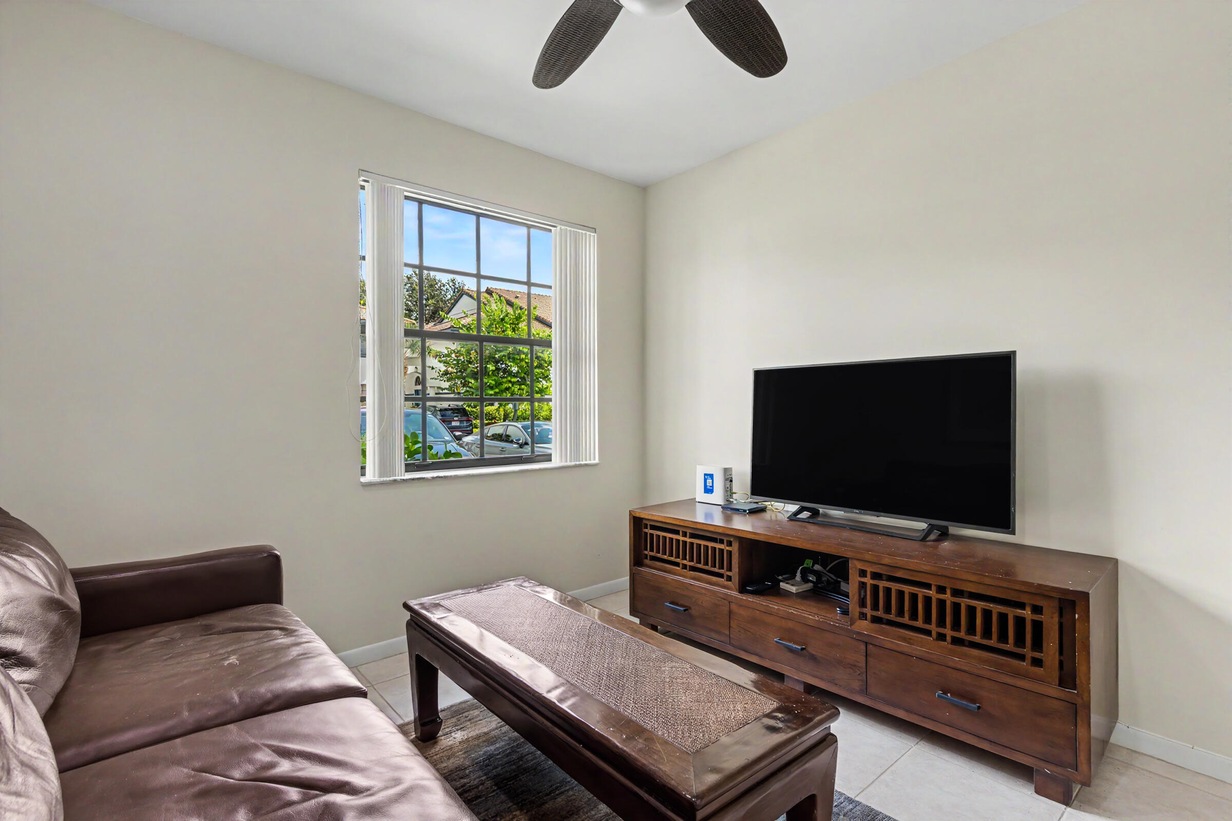 5136 Floria Drive H Property Photo 23