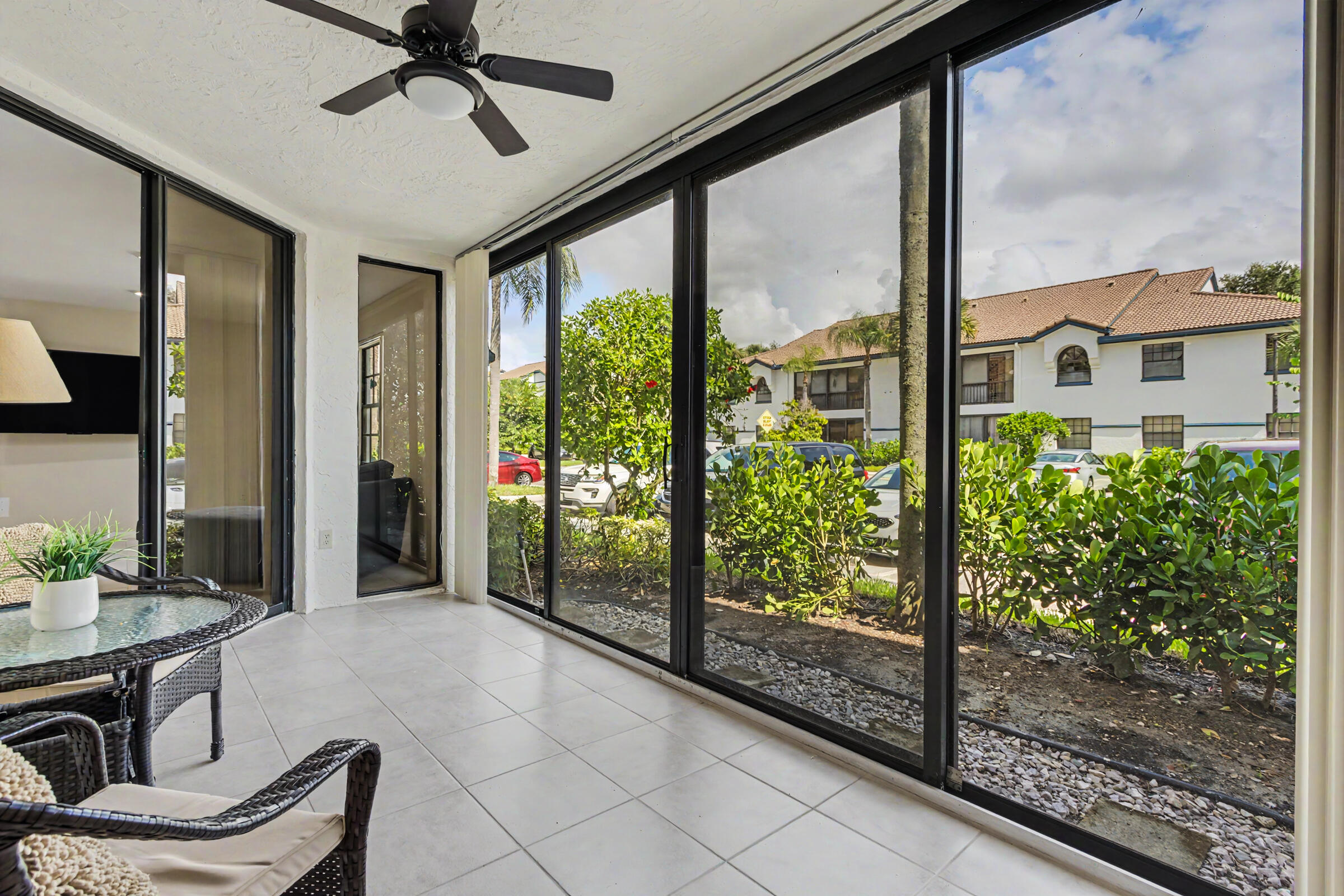 5136 Floria Drive H Property Photo 26