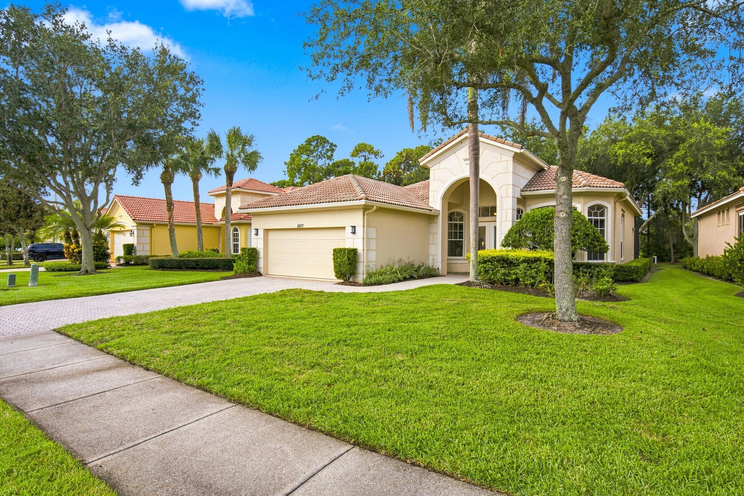8817 Champions Way Property Photo 4