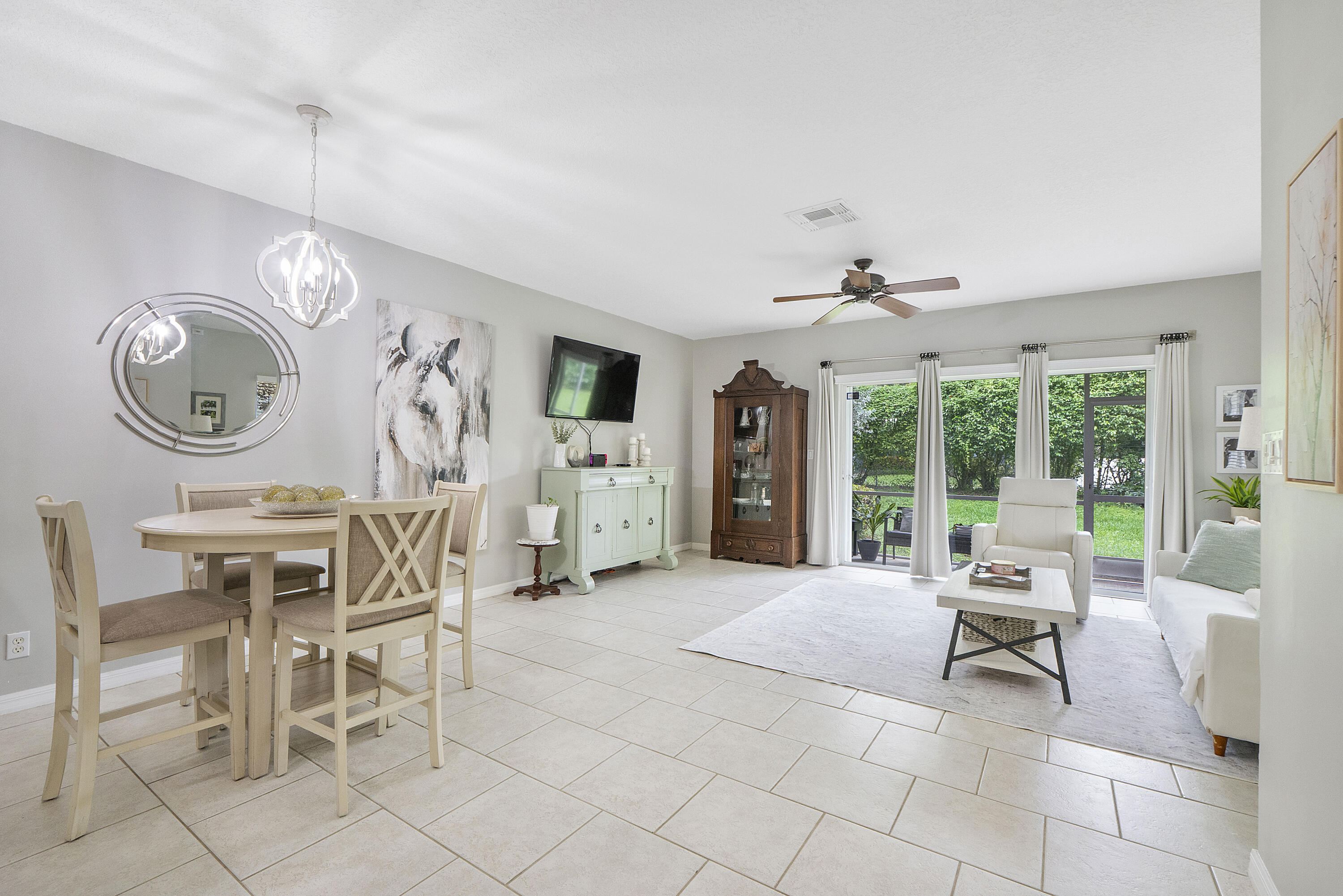 13804 Creston Place Property Photo 7