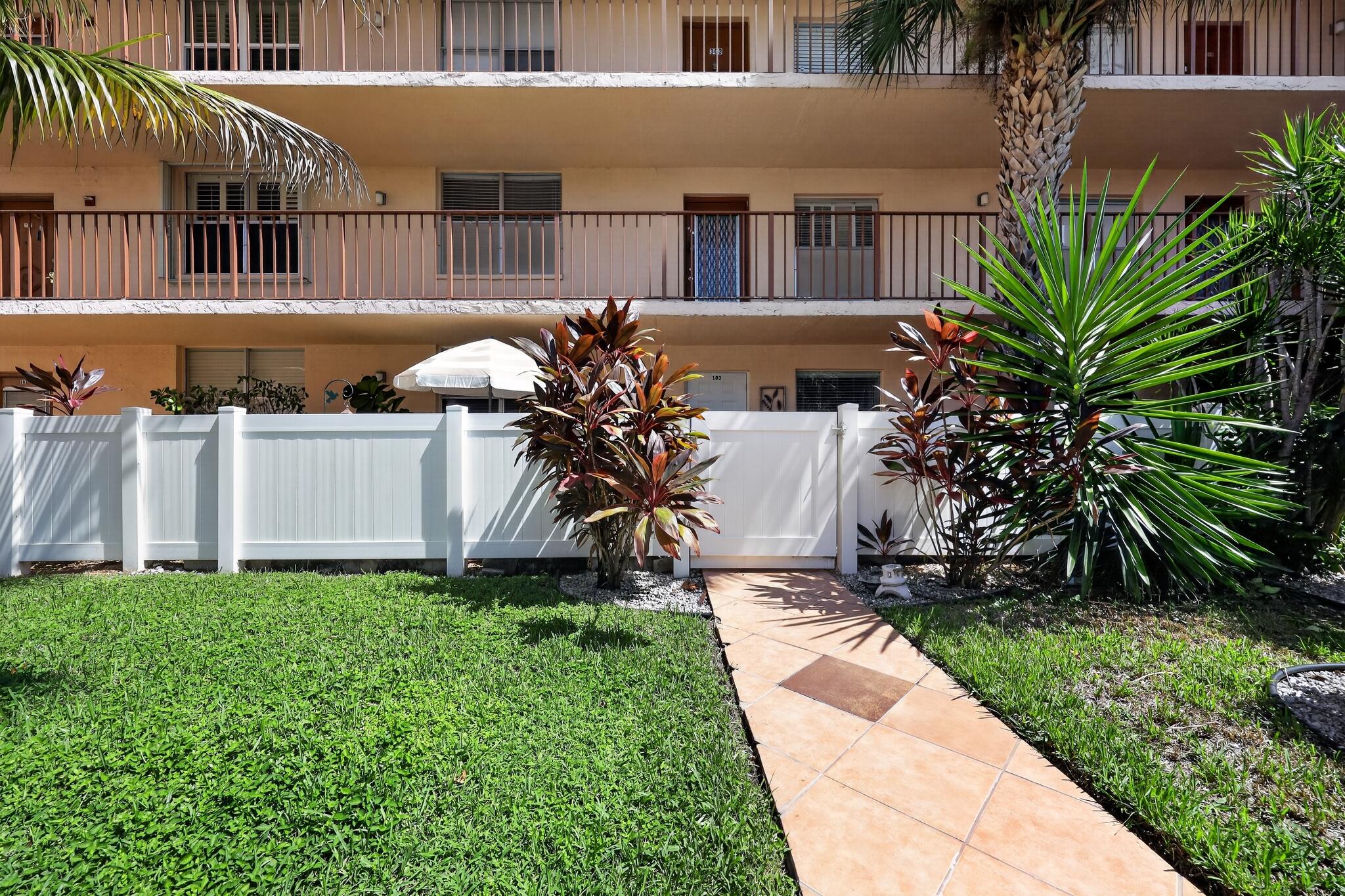 14527 Bonaire Boulevard 103 Property Photo 1
