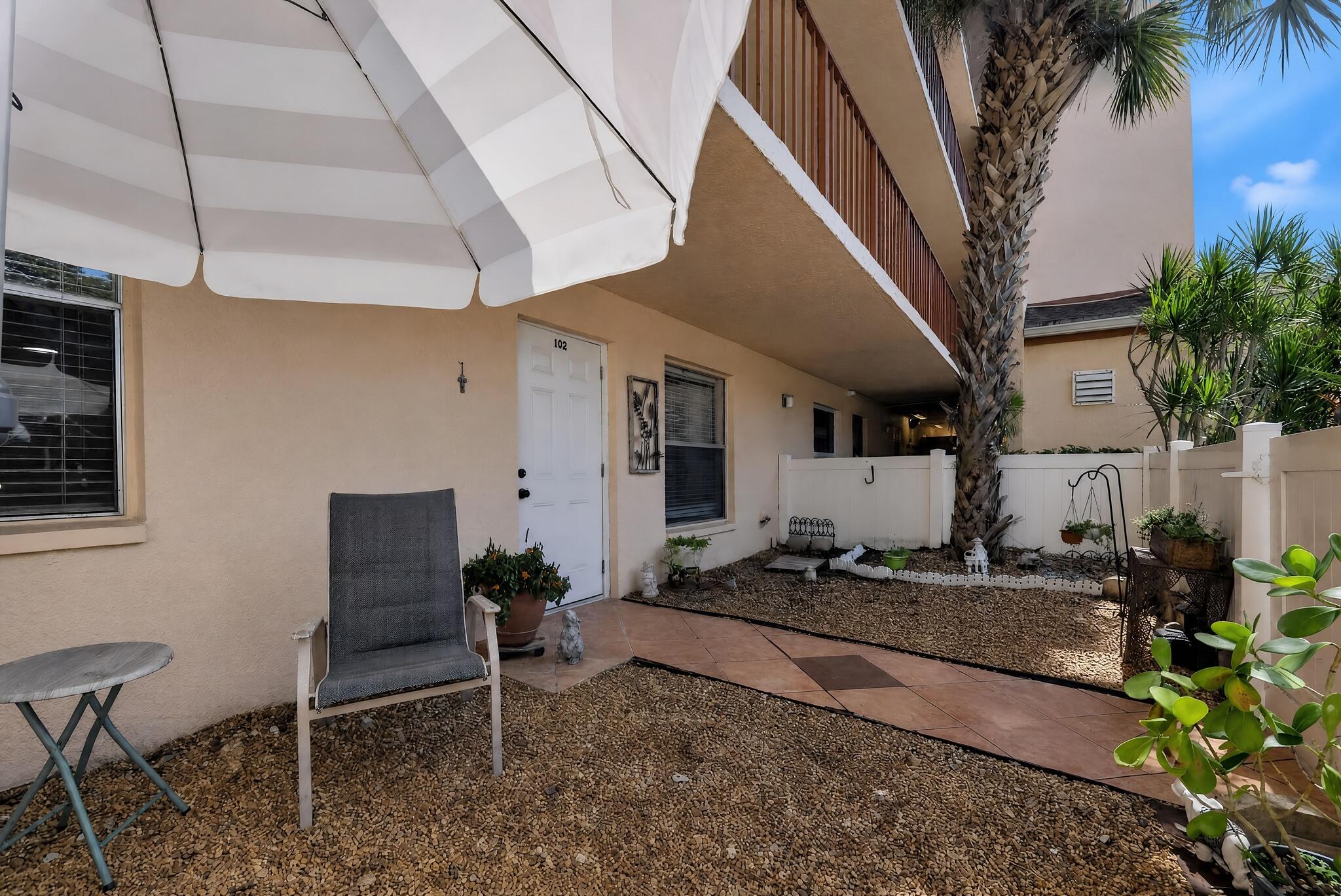 14527 Bonaire Boulevard 103 Property Photo 2
