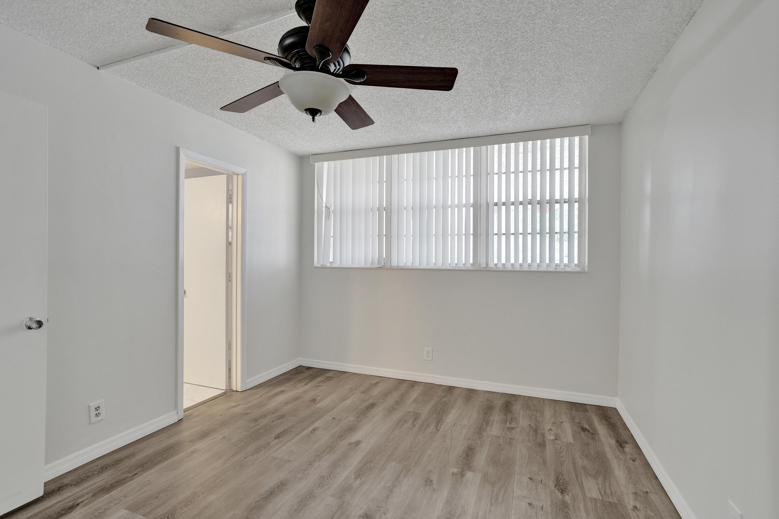 1920 Sabal Palm Drive 203 Property Photo 16