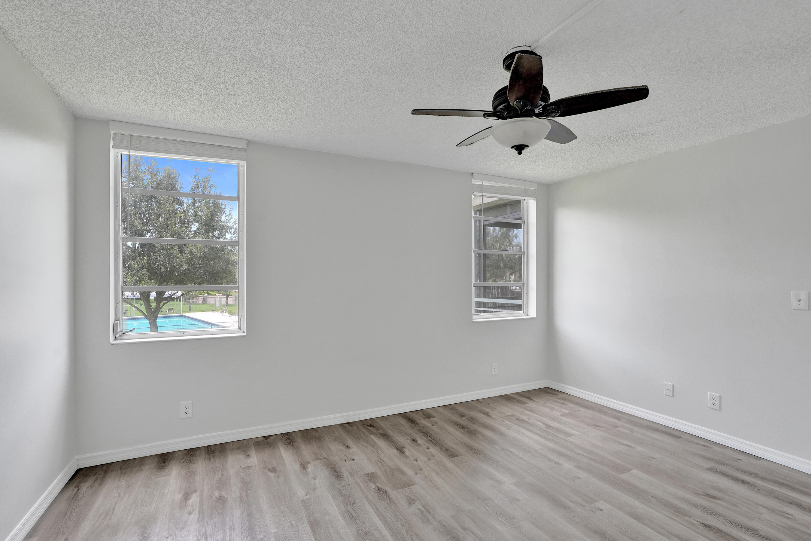 1920 Sabal Palm Drive 203 Property Photo 22
