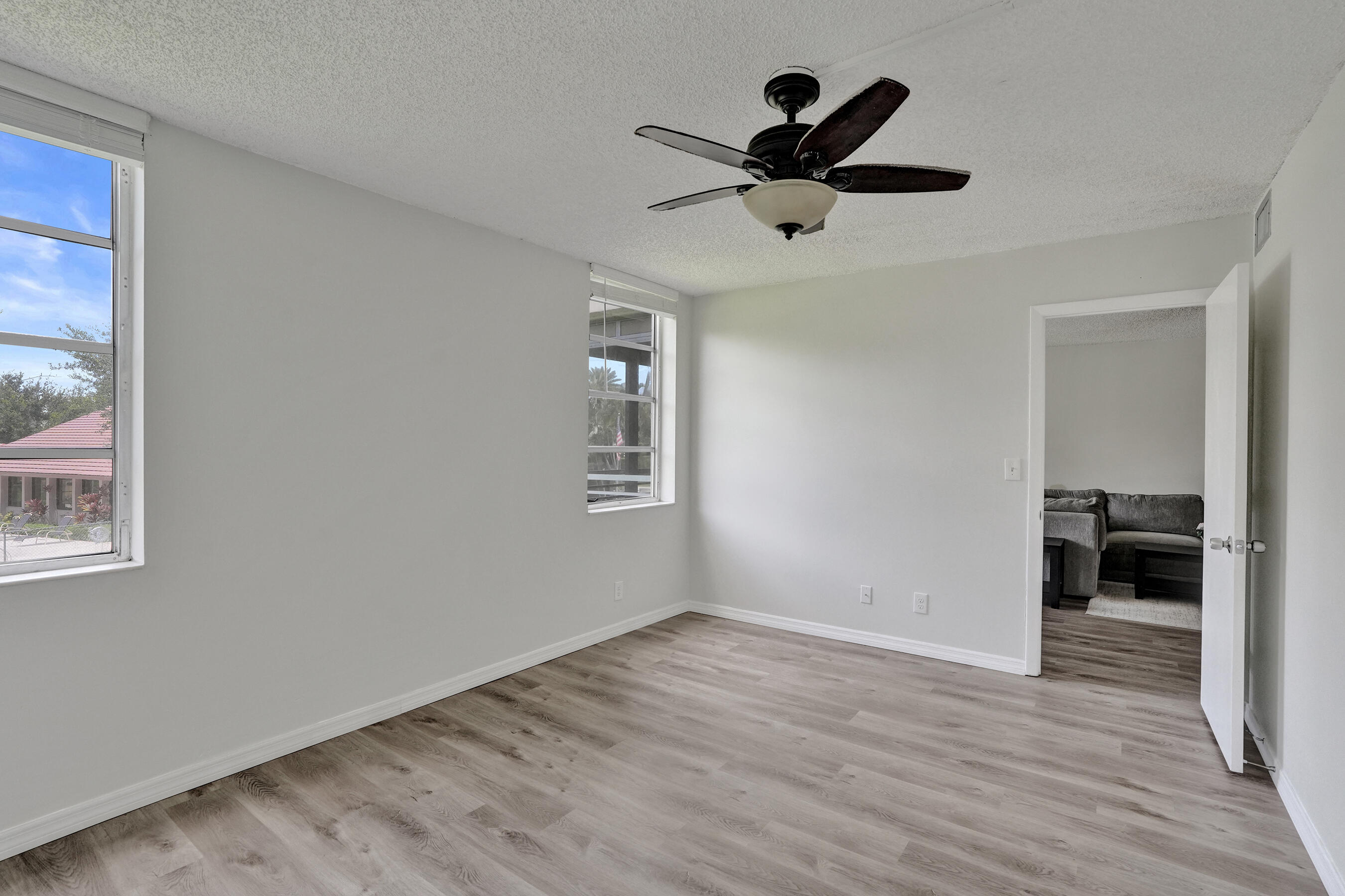 1920 Sabal Palm Drive 203 Property Photo 23