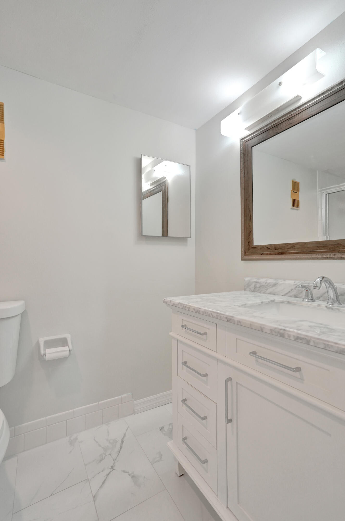1920 Sabal Palm Drive 203 Property Photo 29