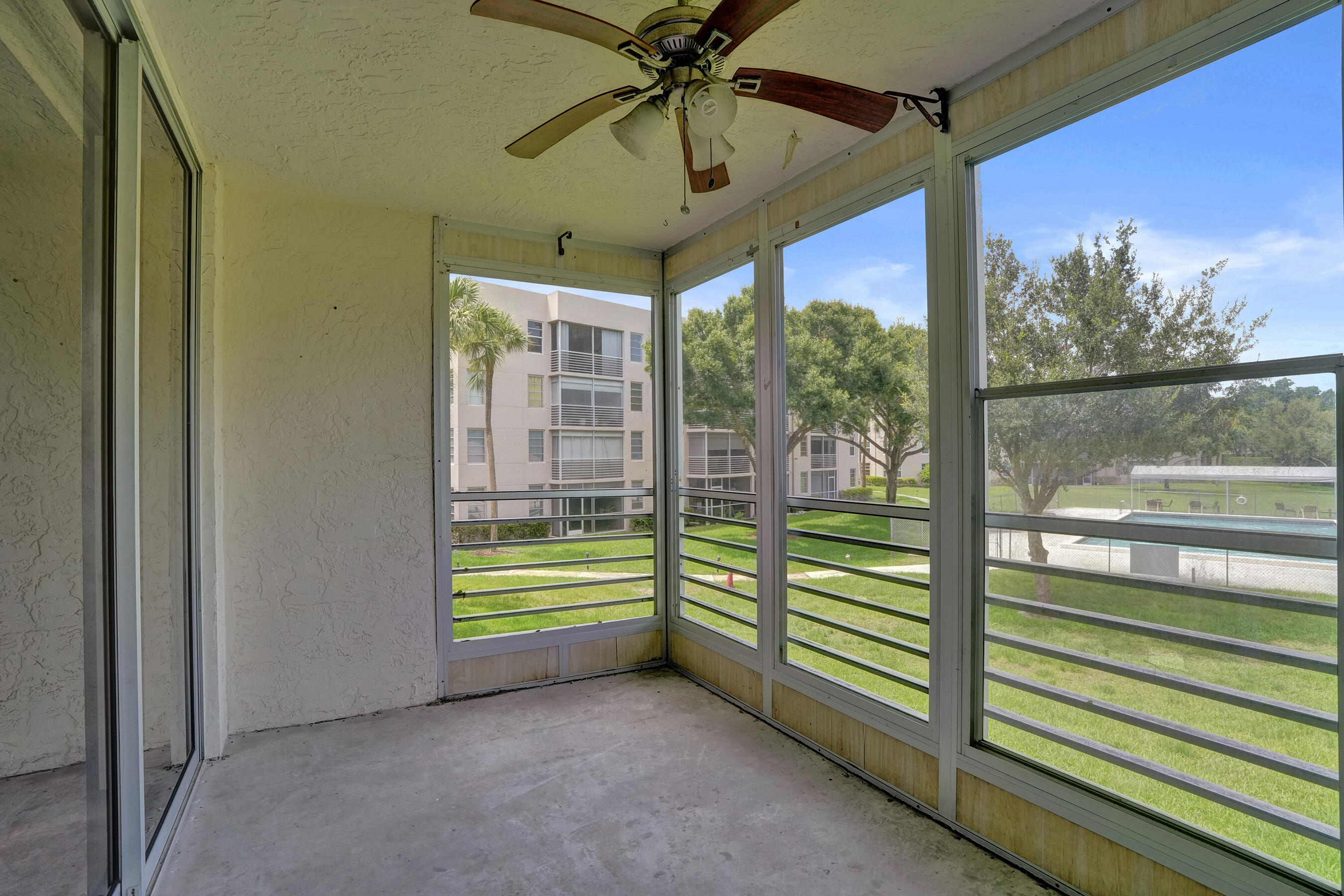 1920 Sabal Palm Drive 203 Property Photo 40