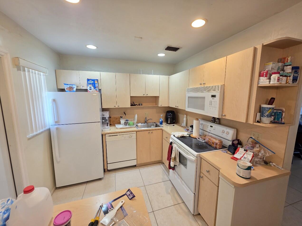 700 Layne Boulevard 318b Property Photo 1