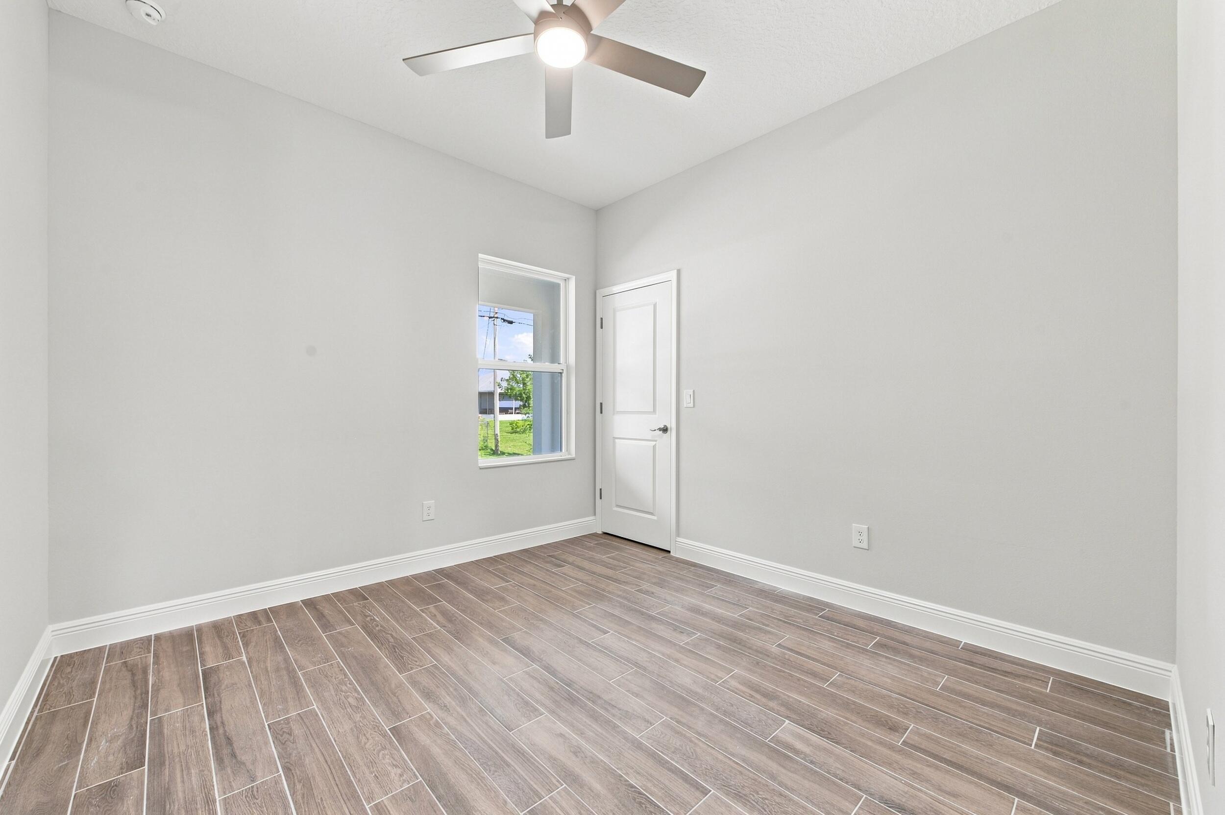 8435 96th Avenue Property Photo 17