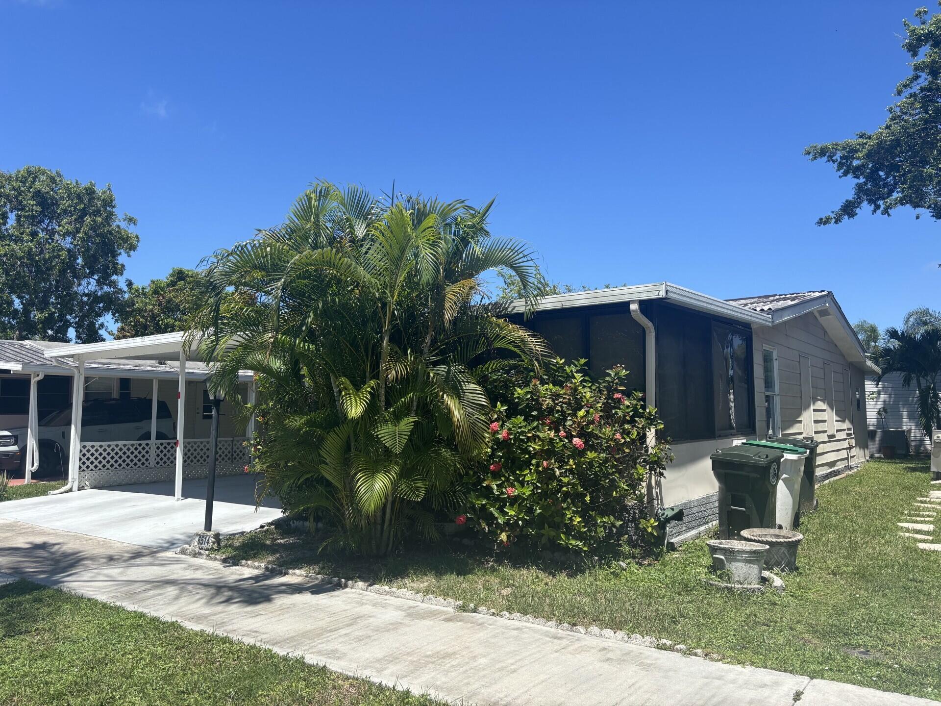 6514 NW 36th Avenue Property Photo 1