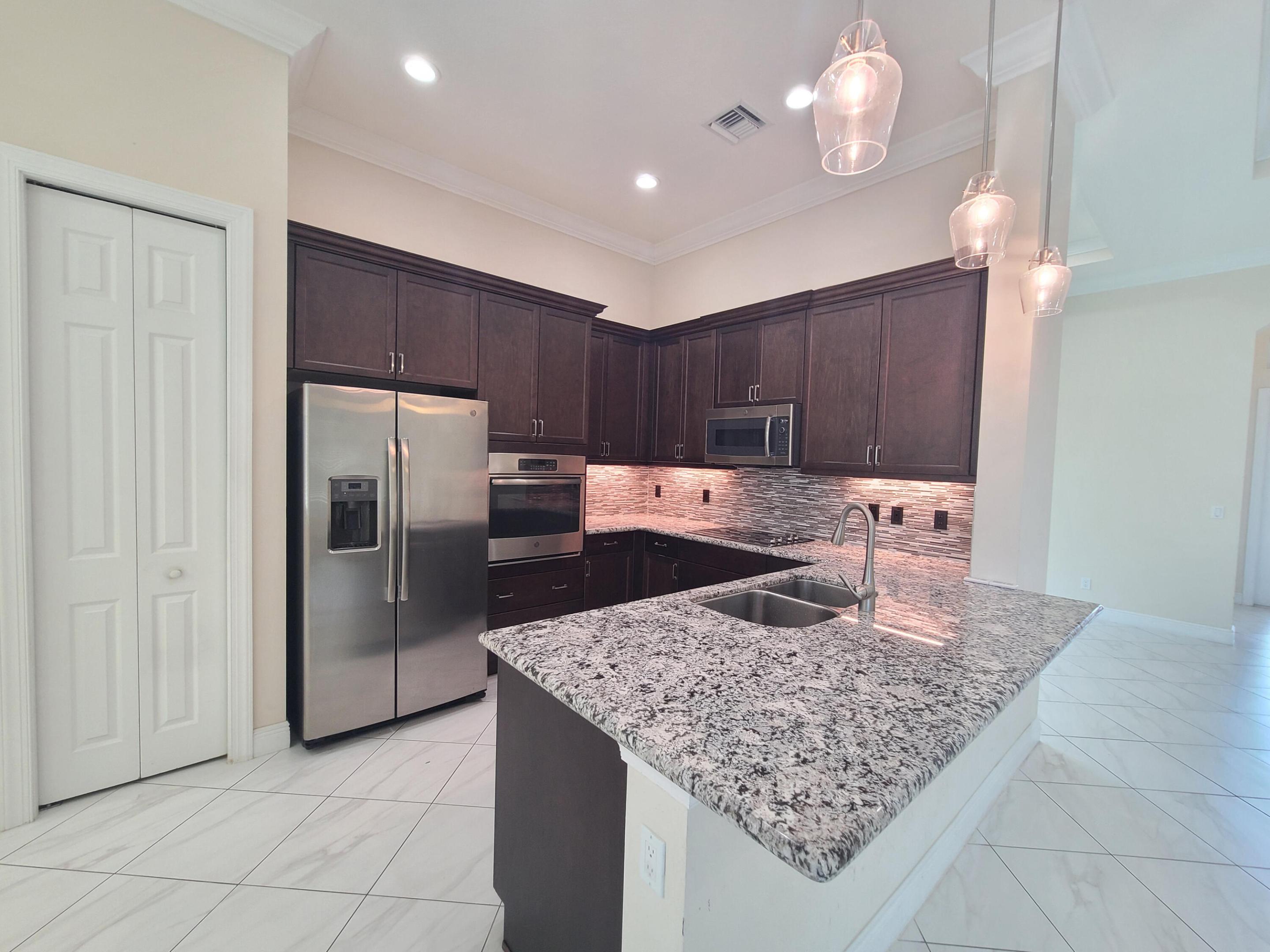 23038 Sw Accesi Way Property Photo 12