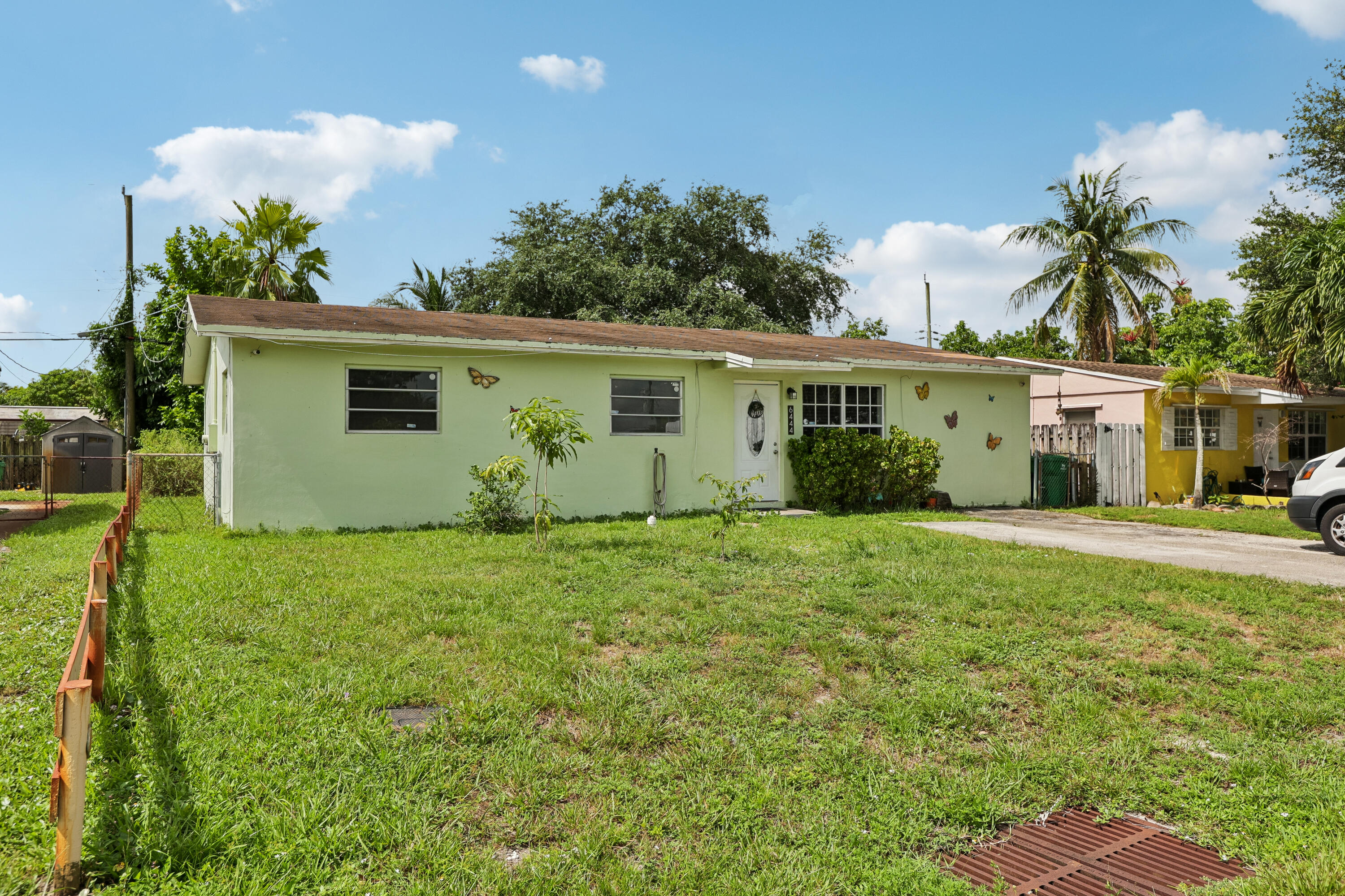 6444 SW 20TH Court Property Photo 1