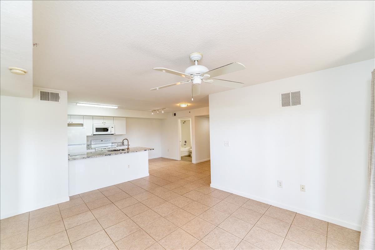 151 Sw Palm Drive 106 Property Photo 25