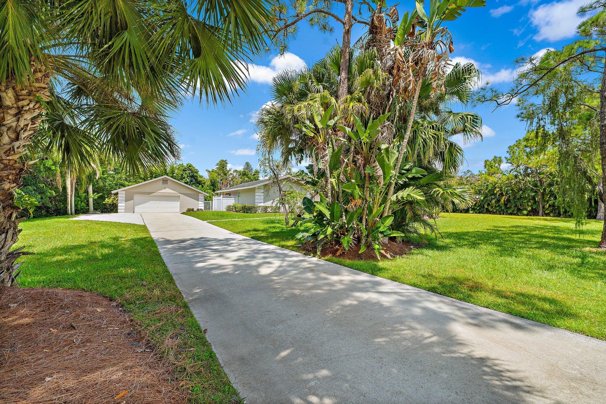 15315 78th Drive N Property Photo 6