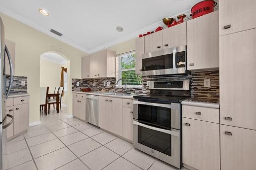 5111 Marla Drive Property Photo 11