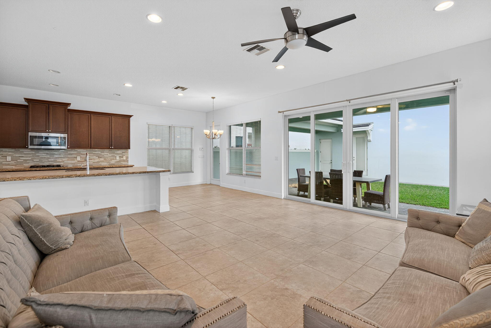 4029 Faraday Way Property Photo 15