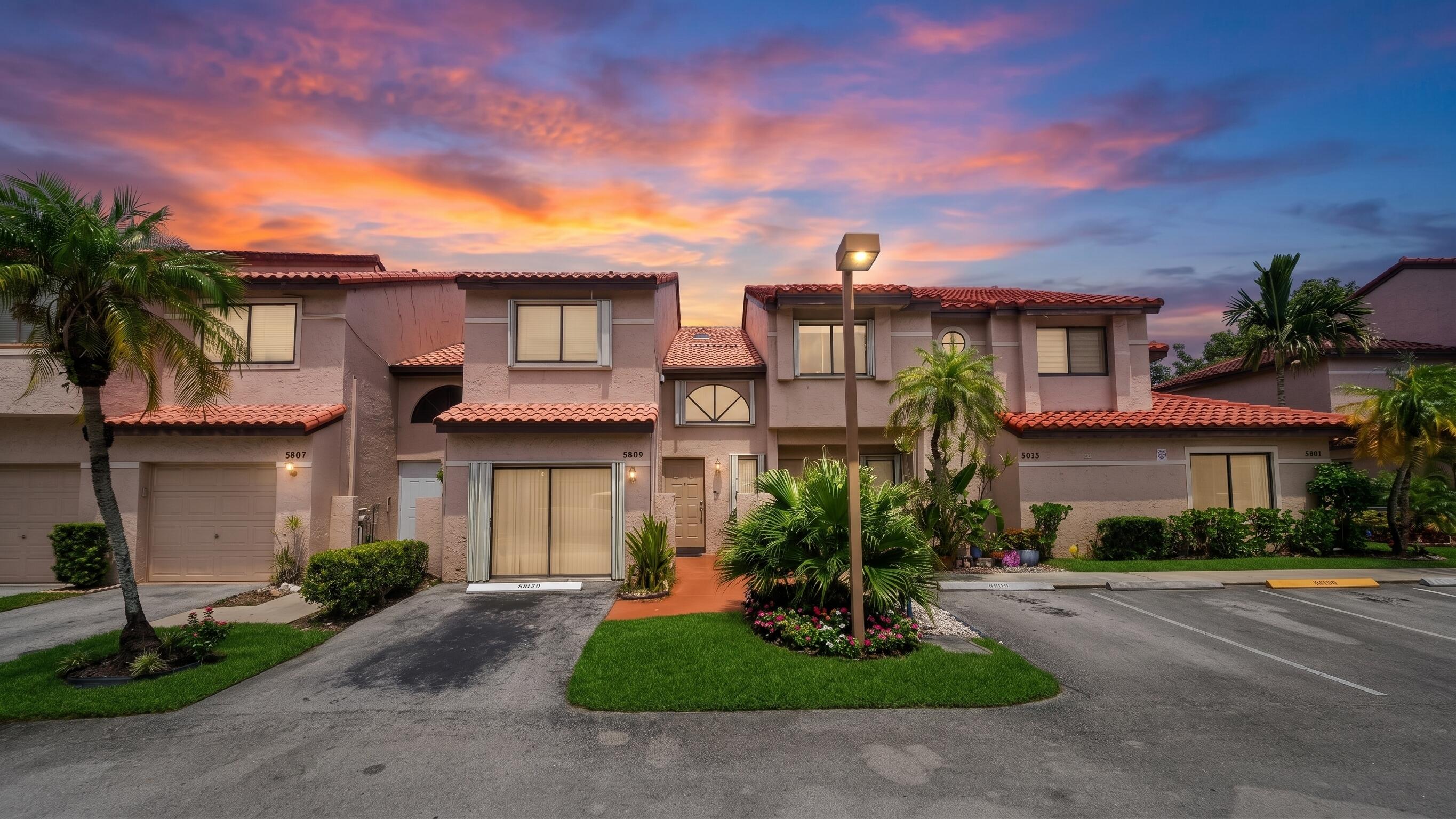 3605 INVERRARY Boulevard W Property Photo 1
