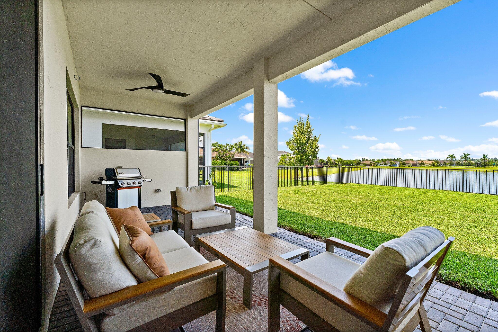 15883 Key Biscayne Lane Property Photo 25