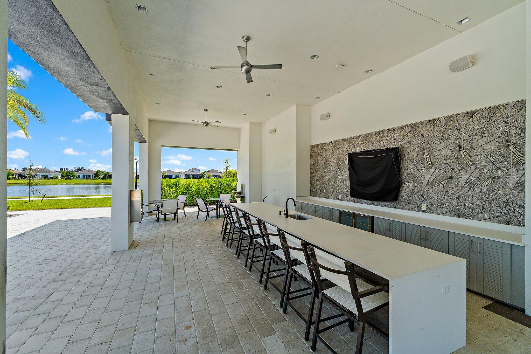 15883 Key Biscayne Lane Property Photo 49