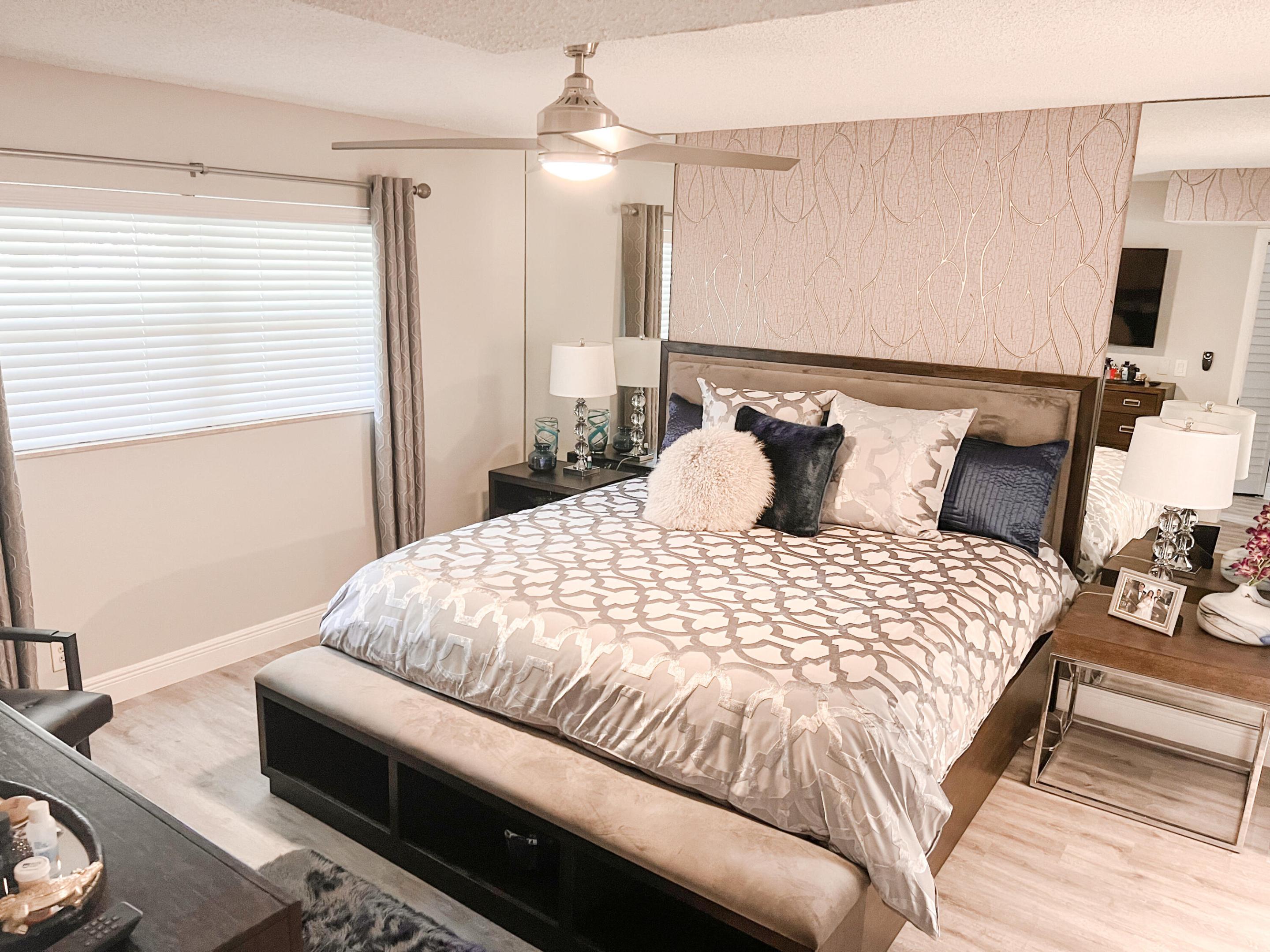 5155 E Sabal Palm Boulevard 209 Property Photo 6