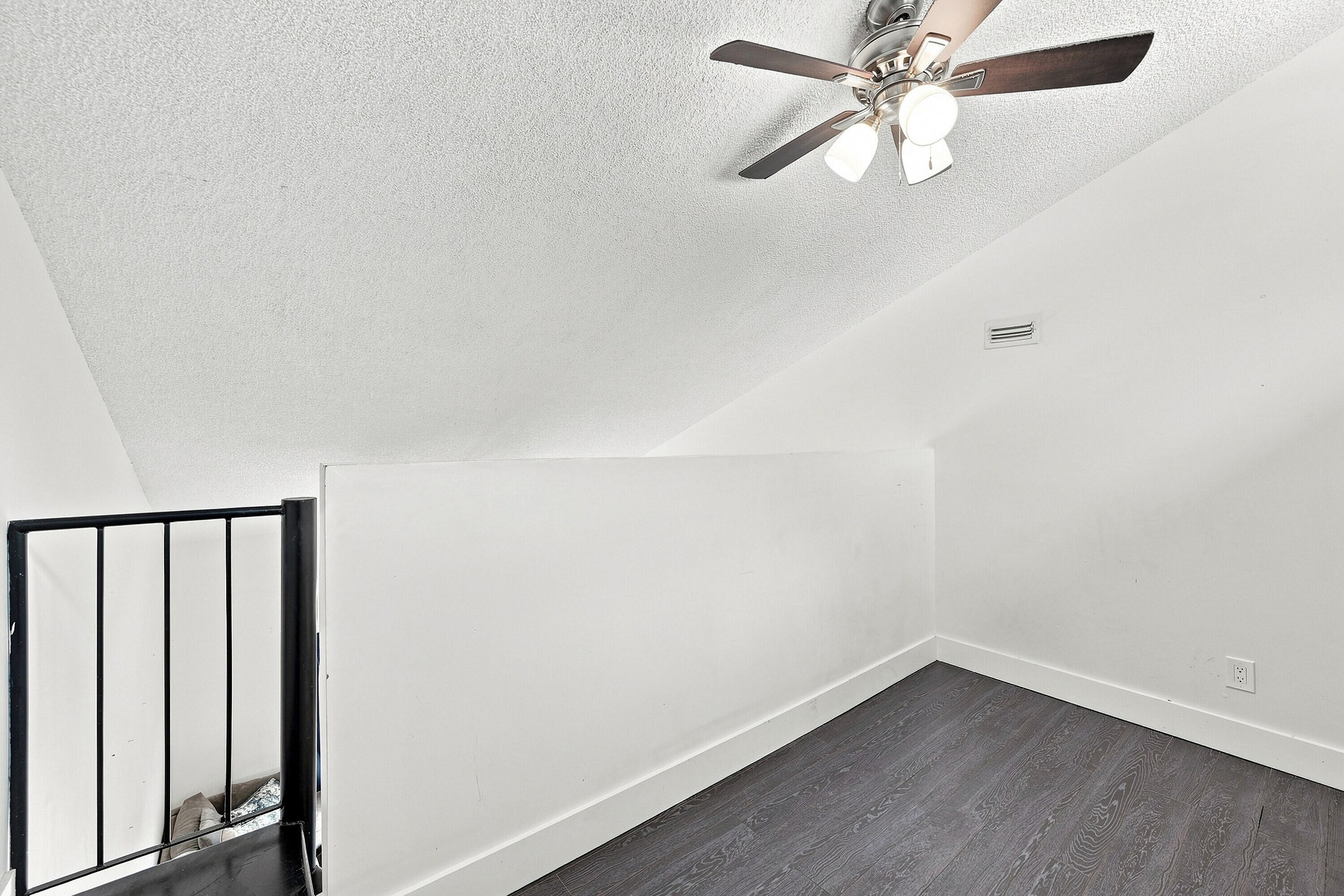 2016 Sw 82nd Avenue Property Photo 6