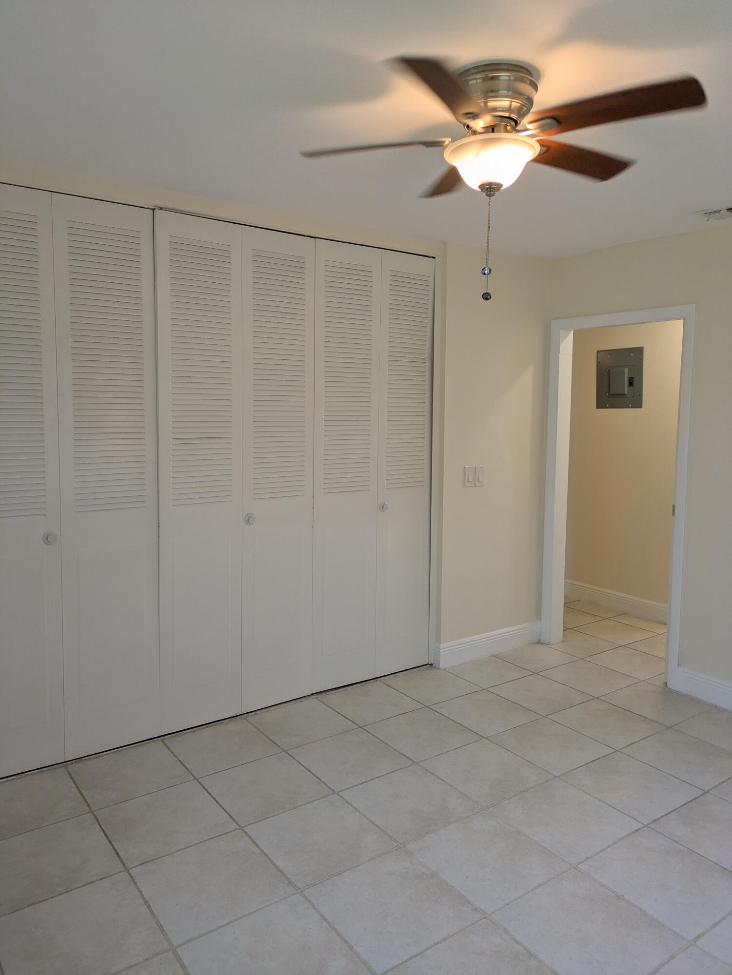 2771 Ashley Drive E J Property Photo 5