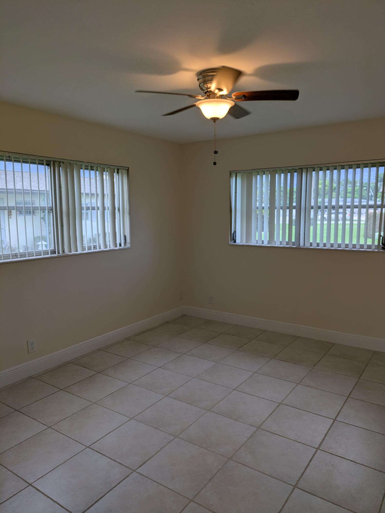2771 Ashley Drive E J Property Photo 6