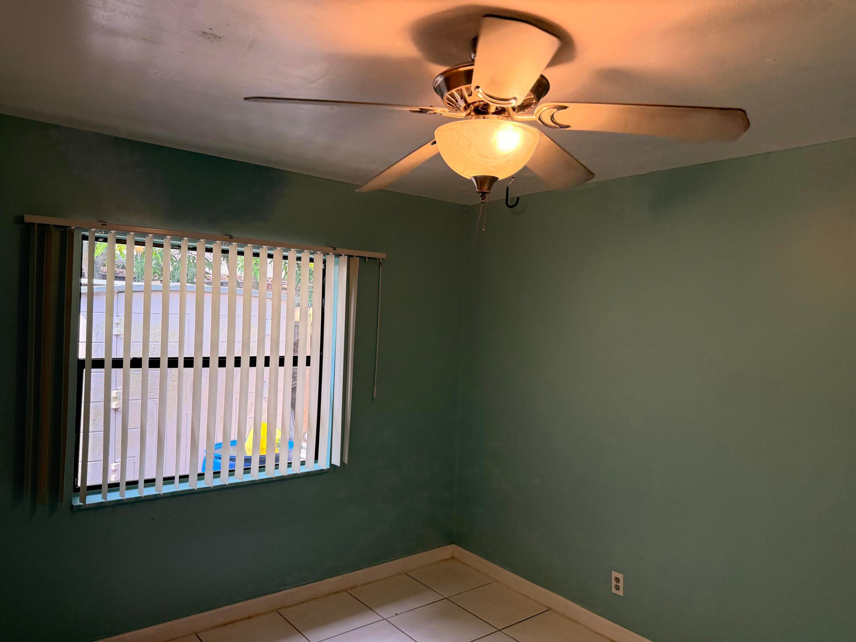 6082 Wauconda Way E Property Photo 16