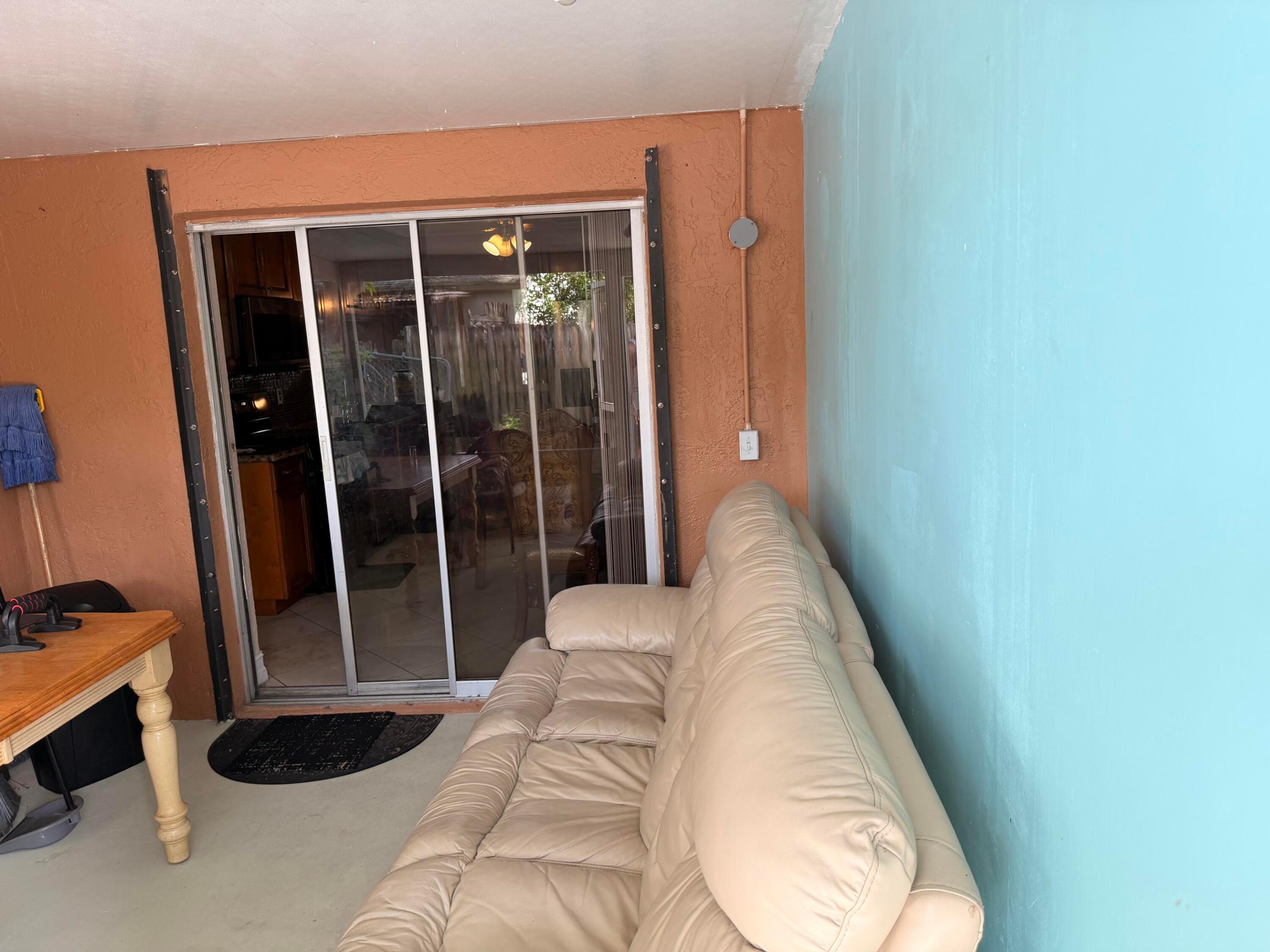 6082 Wauconda Way E Property Photo 22