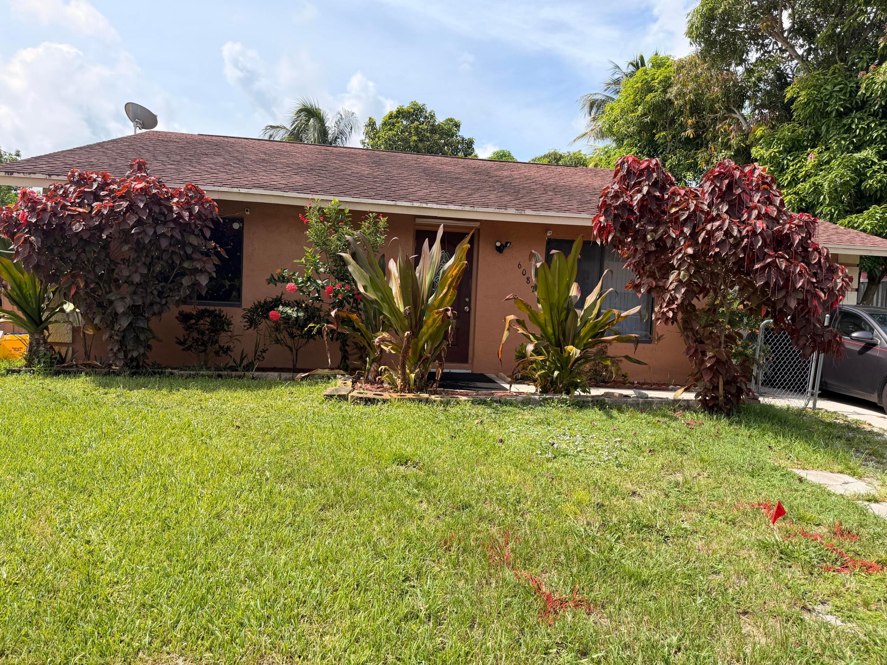 6082 Wauconda Way E Property Photo 33