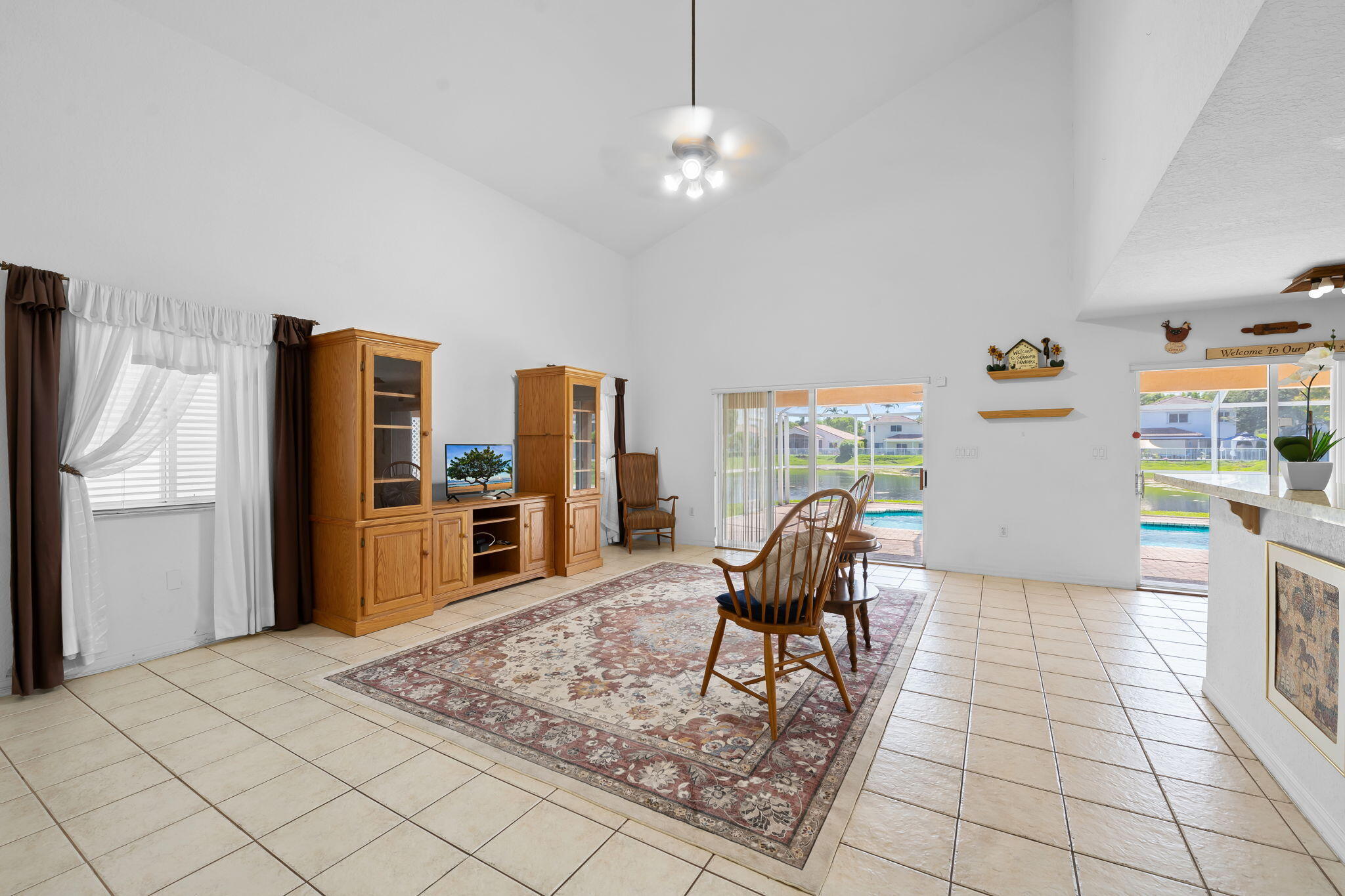 5331 Nw 110th Avenue Property Photo 9