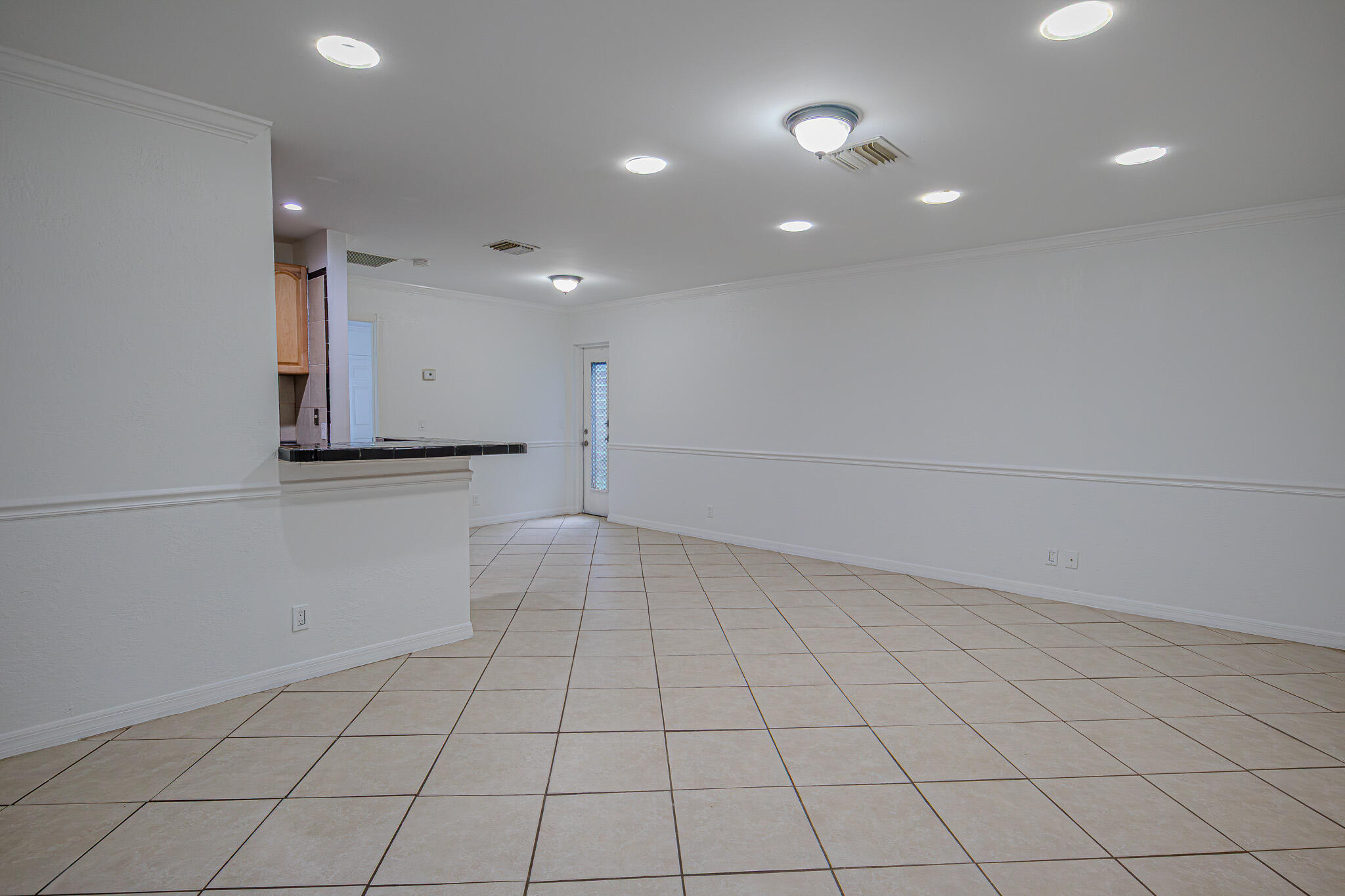 7 Crossings Circle C Property Photo 7