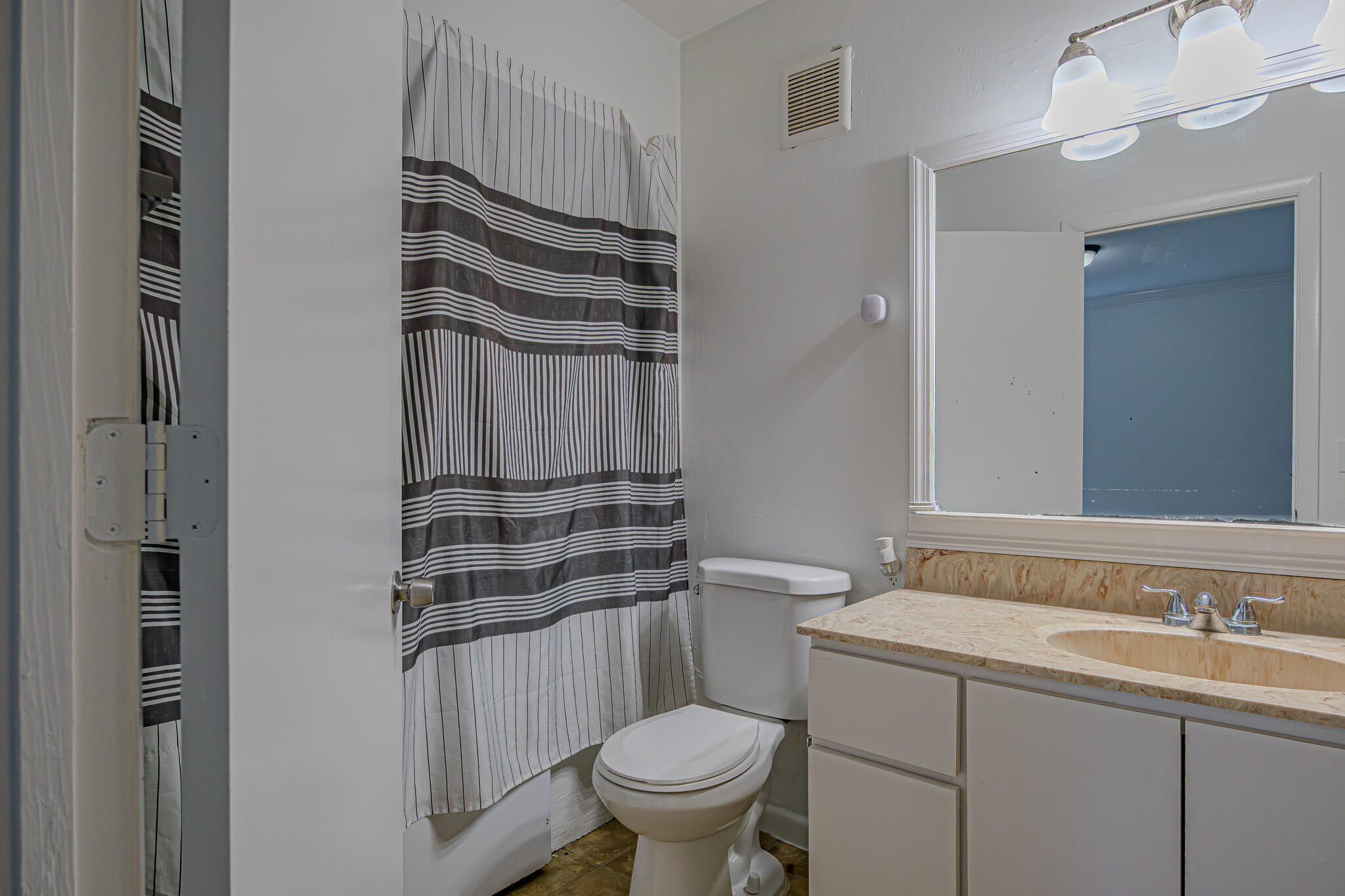 7 Crossings Circle C Property Photo 20