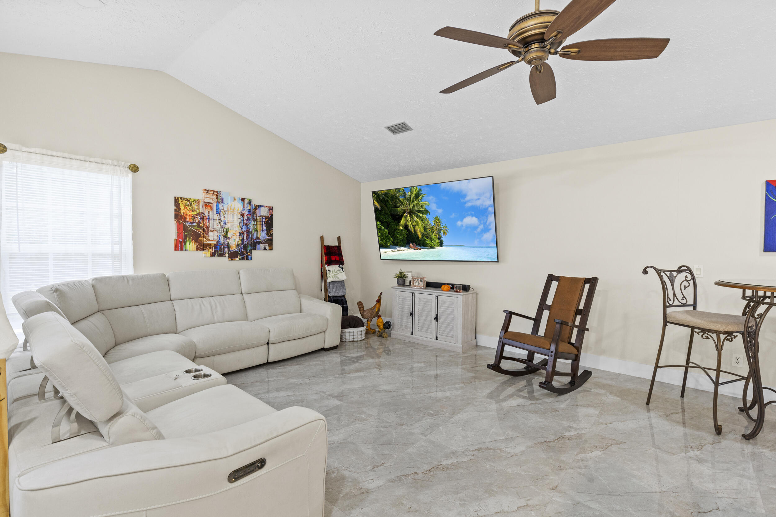 1402 Sw Bent Pine Cove Property Photo 33