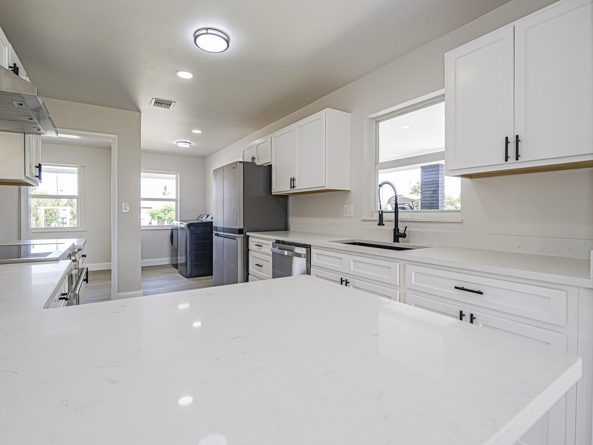 375 Manly Avenue Property Photo 10