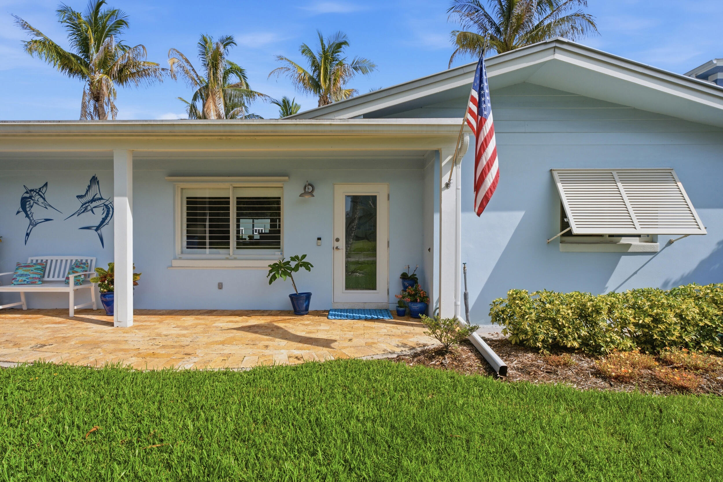 1719 Sw Dyer Point Road Property Photo 4