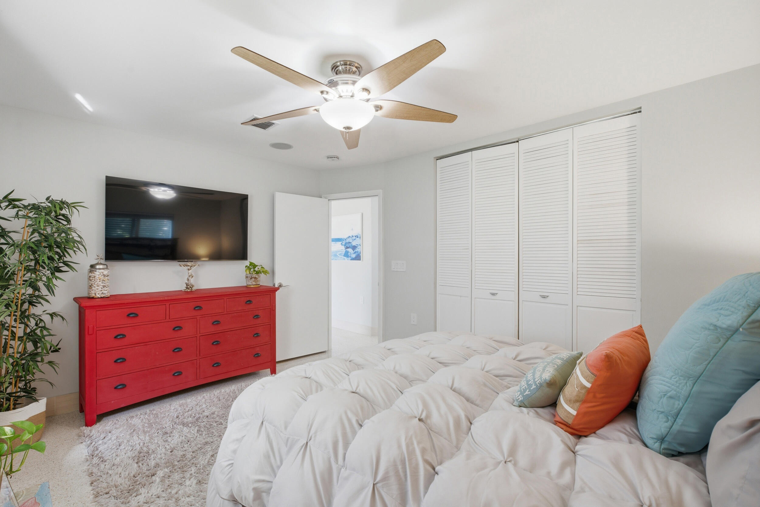 1719 Sw Dyer Point Road Property Photo 15