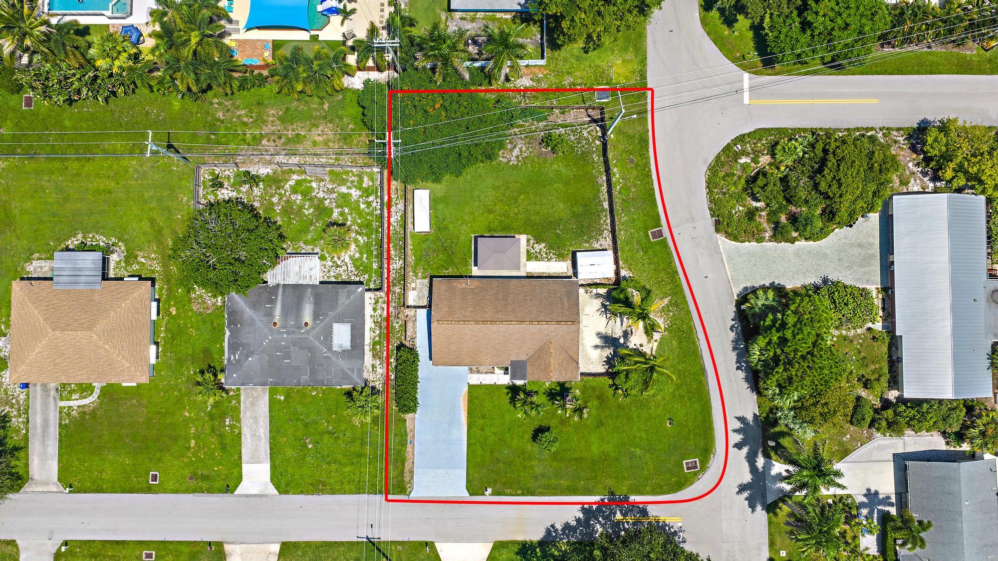 1 Windsor Road W Property Photo 4