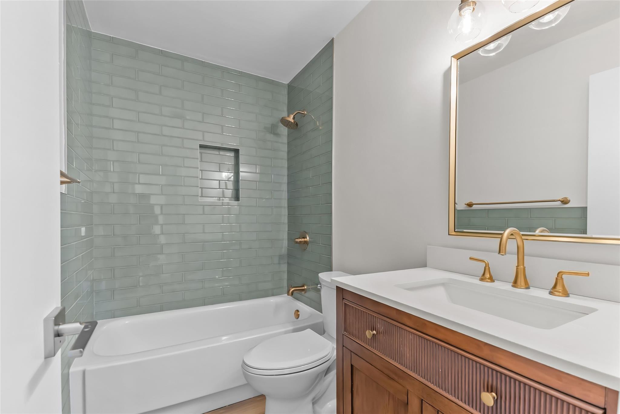908 Lighthouse Drive Property Photo 15