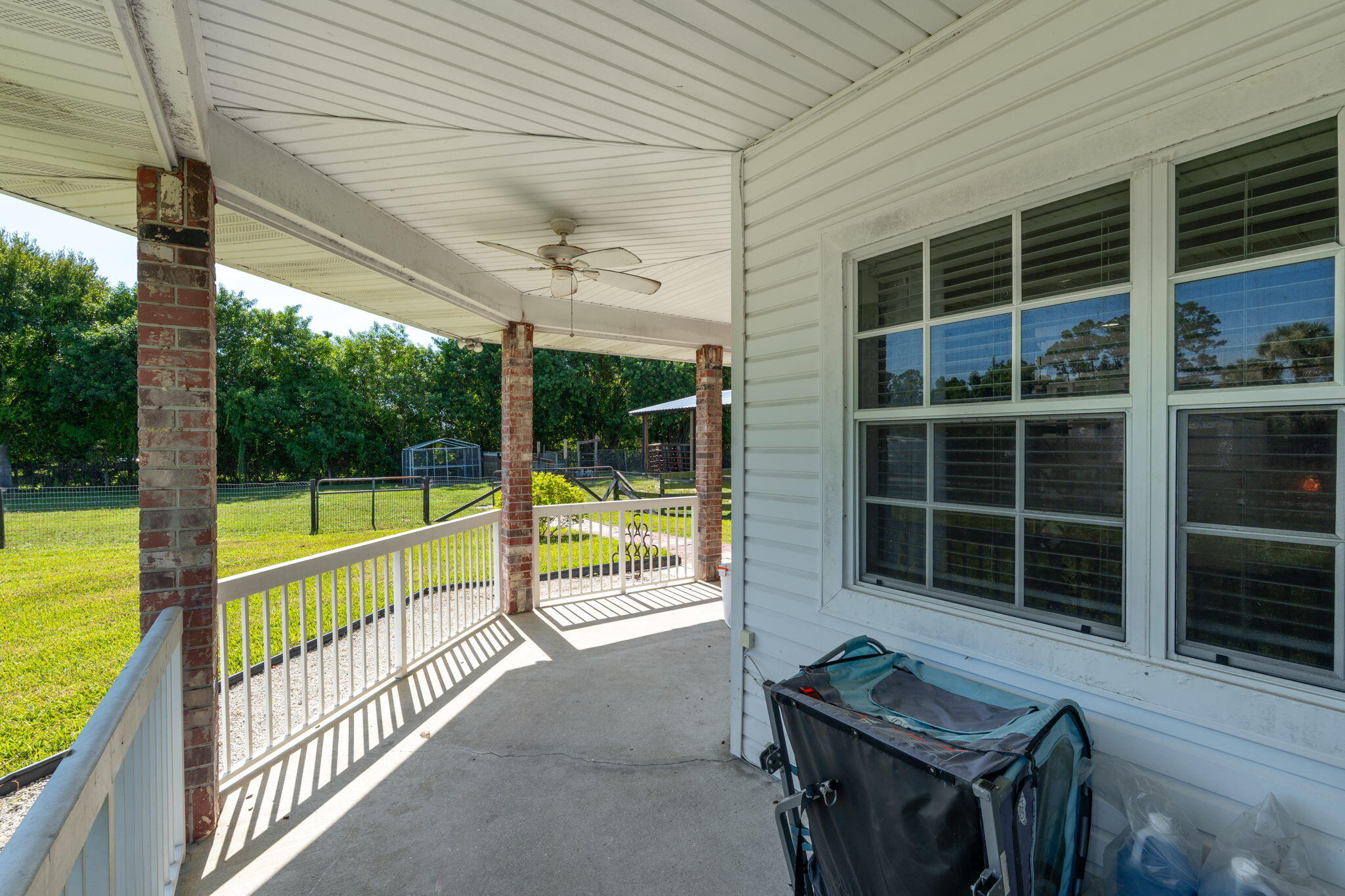 14366 73rd Street N Property Photo 6