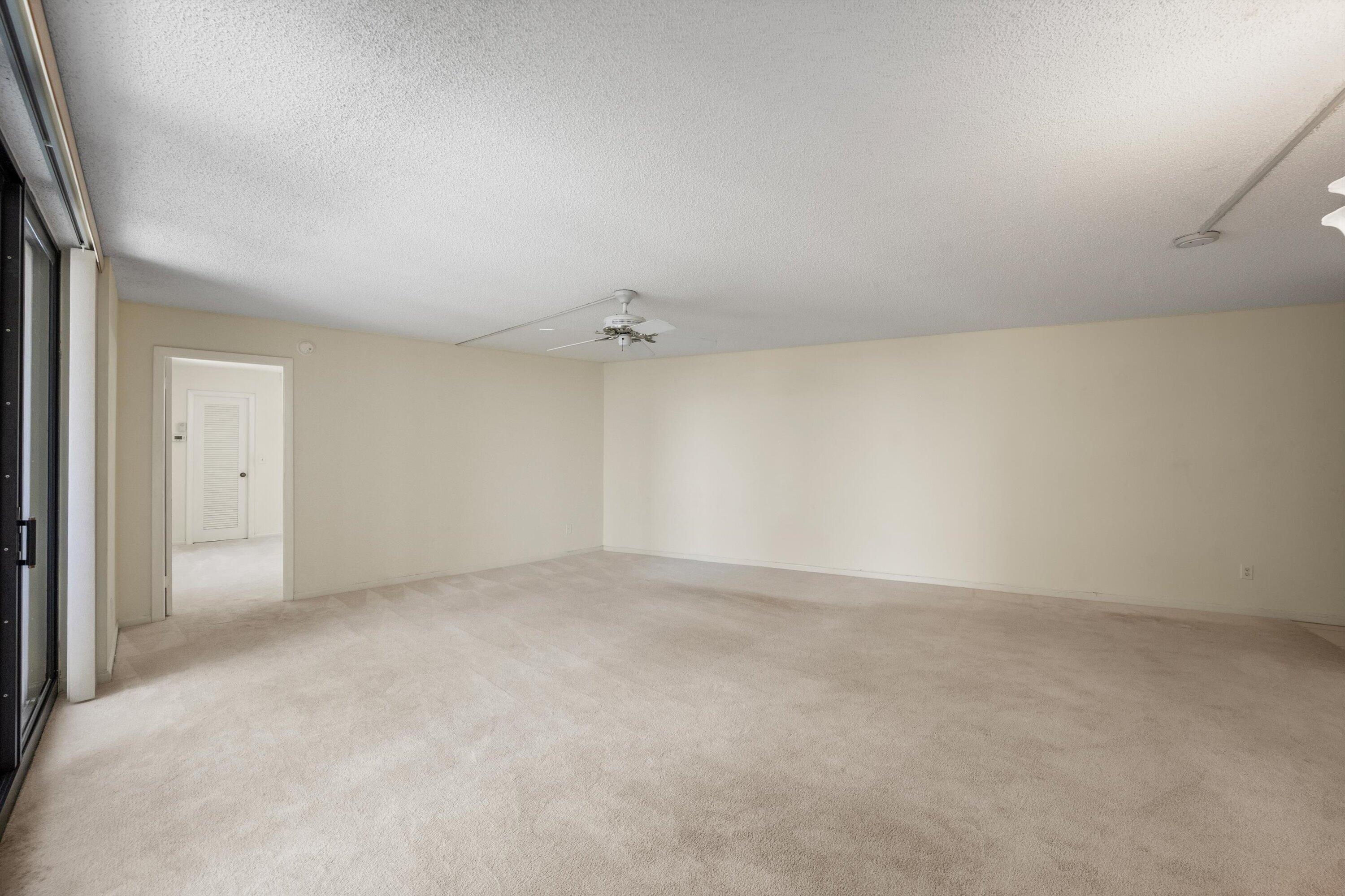 2800 N Ocean Drive A-8b Property Photo 6