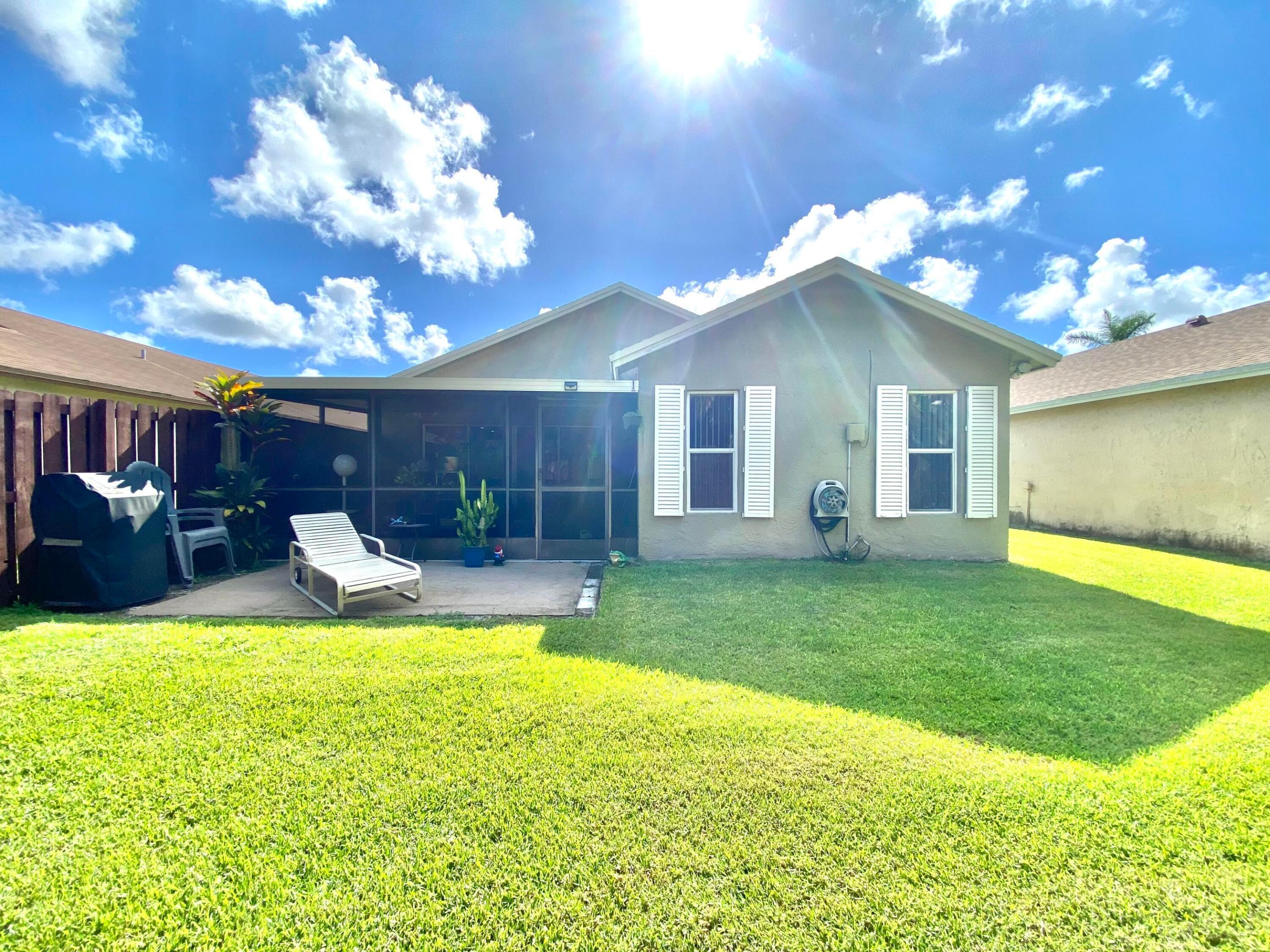 9132 Pine Springs Drive Property Photo 13