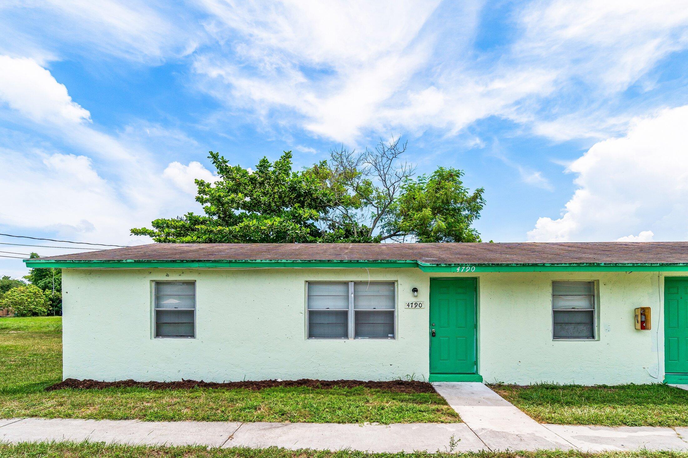 4766 Gulfstream Road Property Photo 1