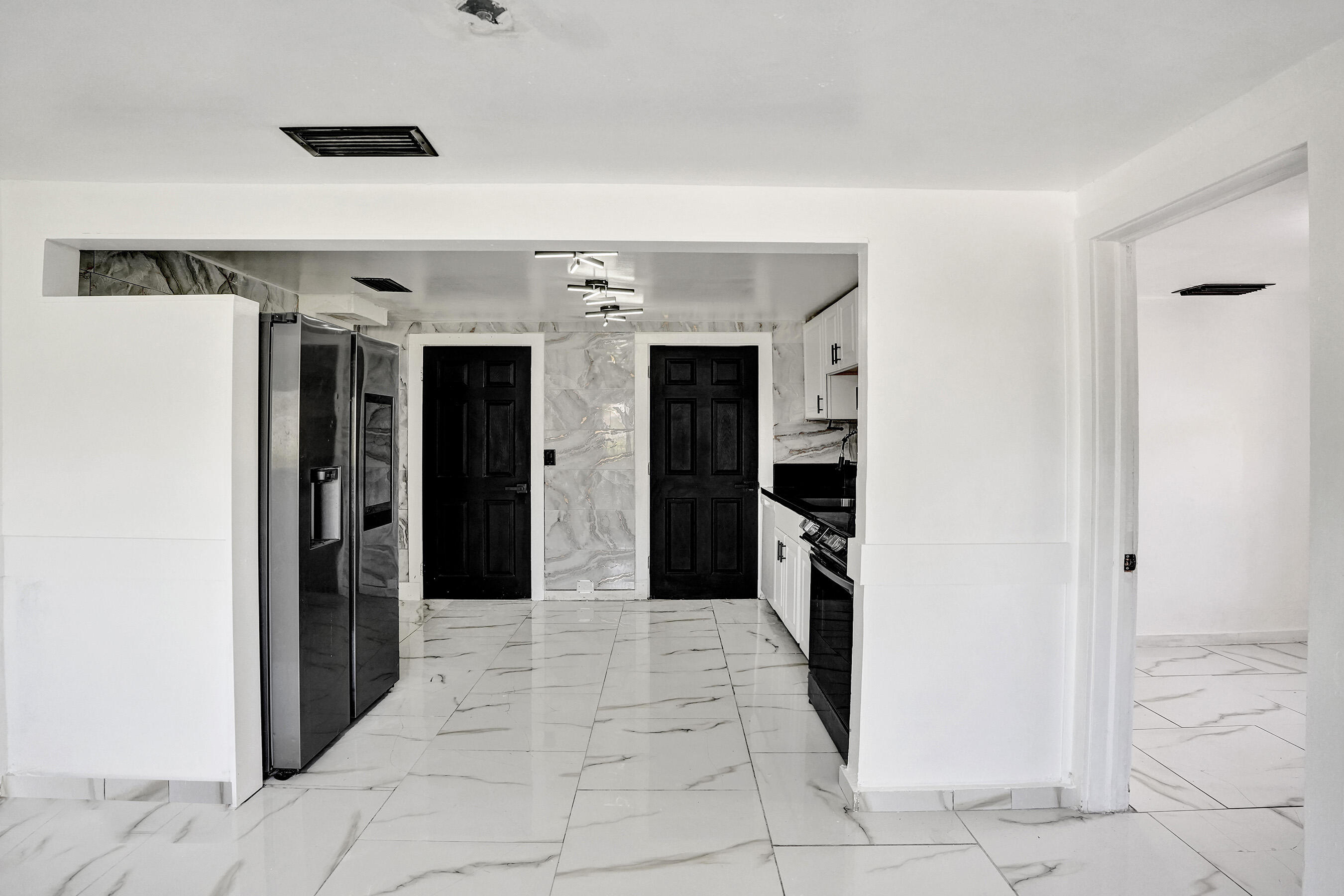 7936 Terrace Road Property Photo 4