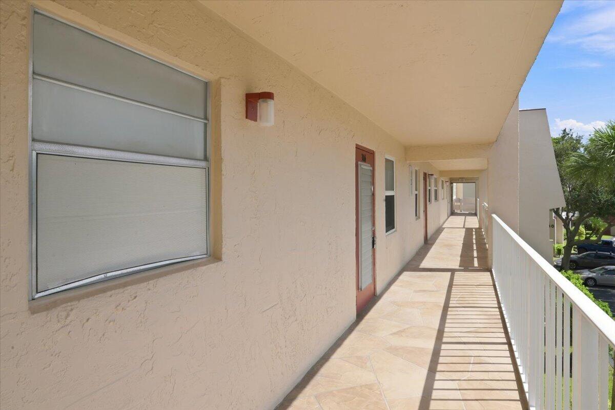 1050 Country Club Drive 306 Property Photo 8