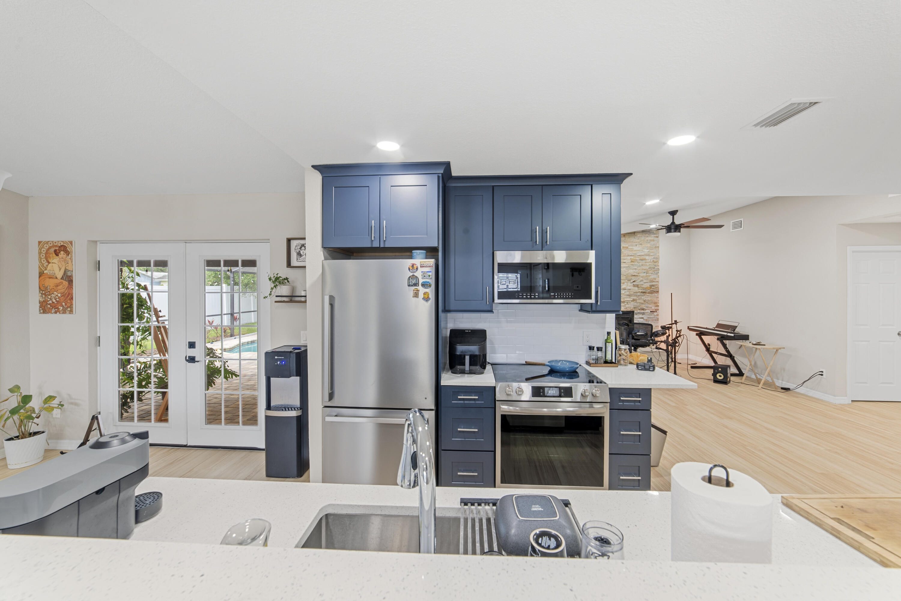 1003 Red Oak Circle Property Photo 10