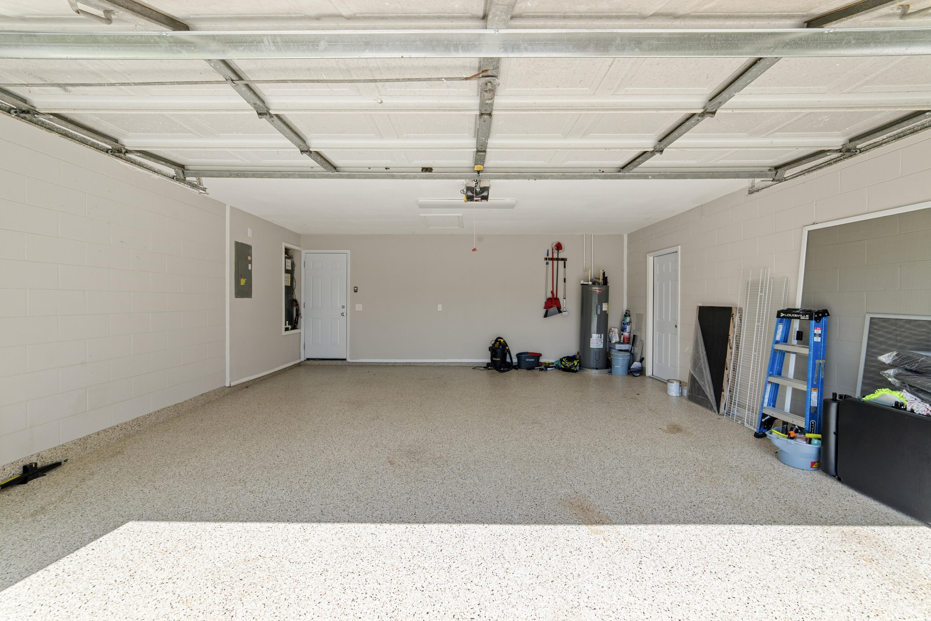 1003 Red Oak Circle Property Photo 33