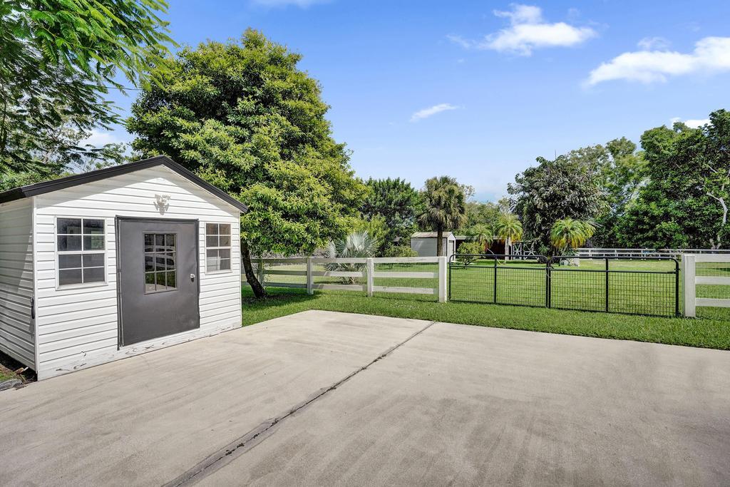 16137 E Aintree Drive Property Photo 89